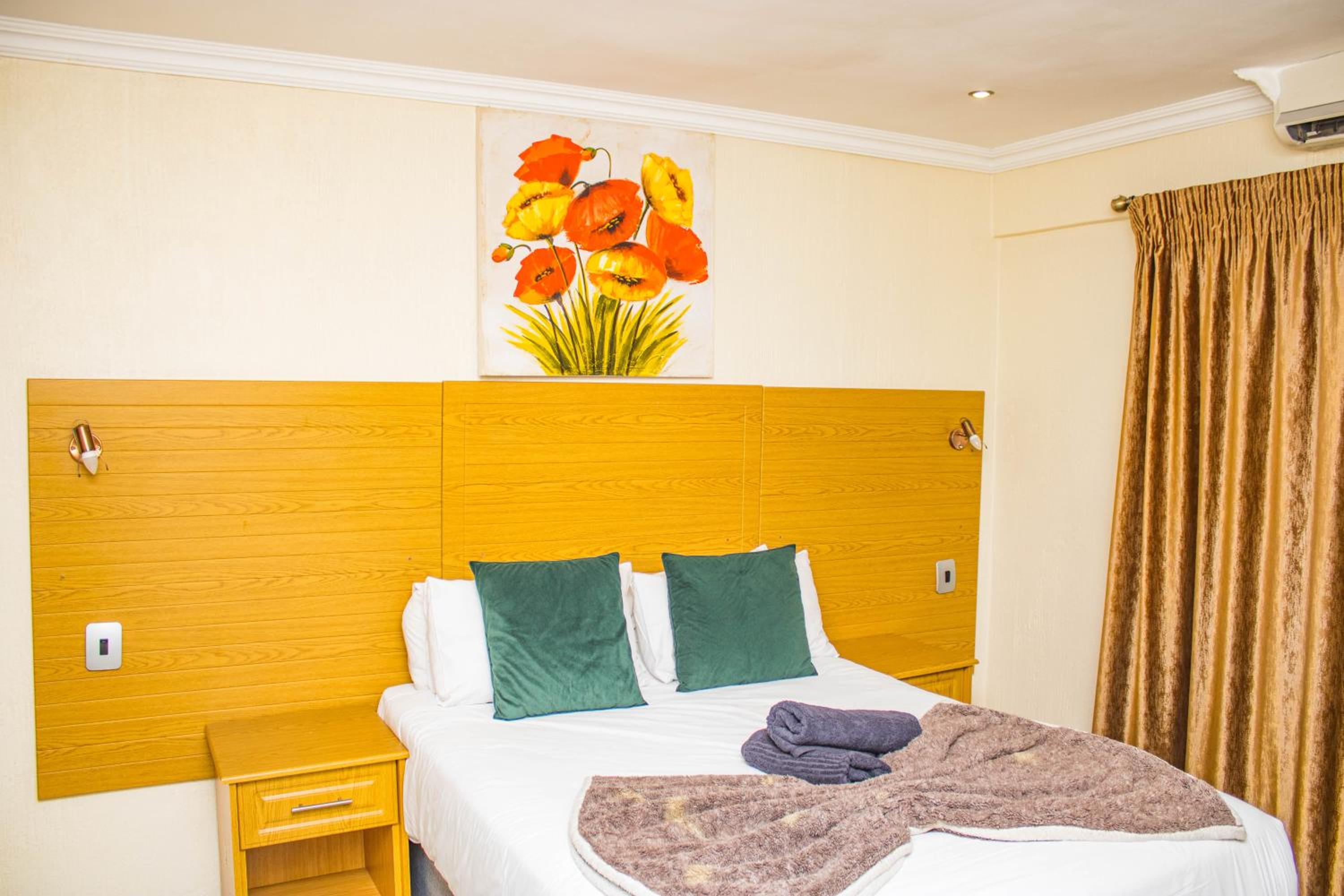 Standard Double Room photo 2