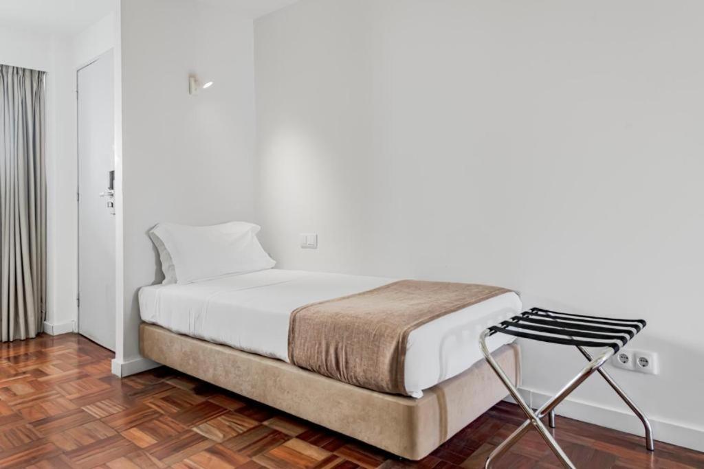 Suite - Photo 3