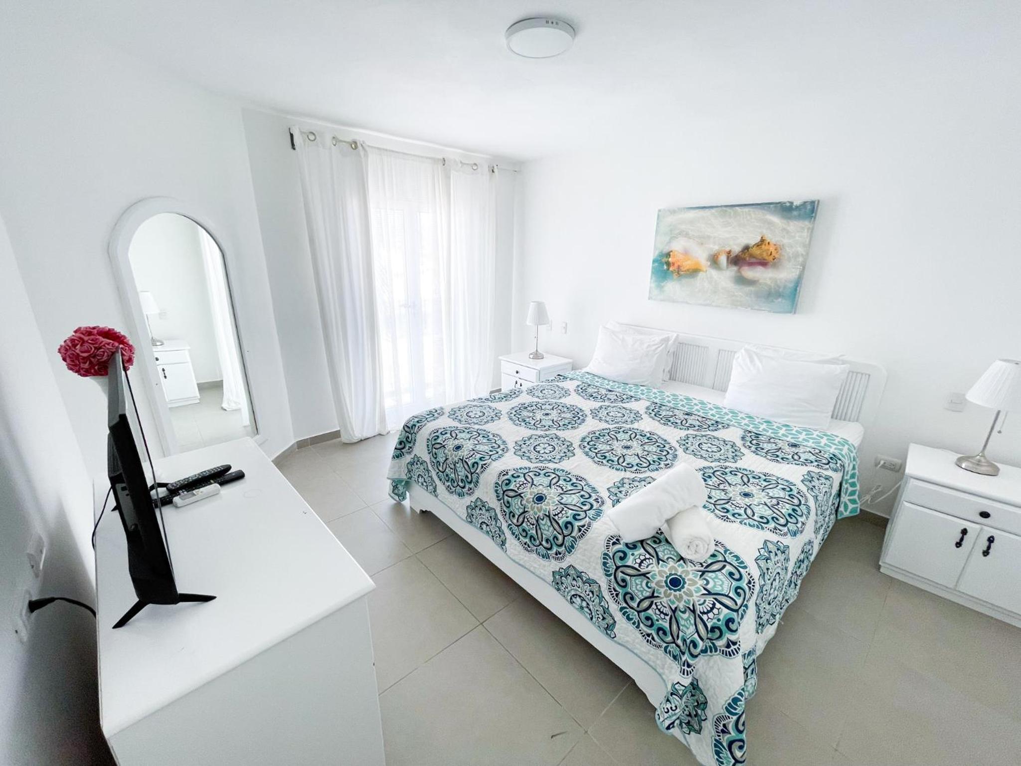 Apartment With Sea View