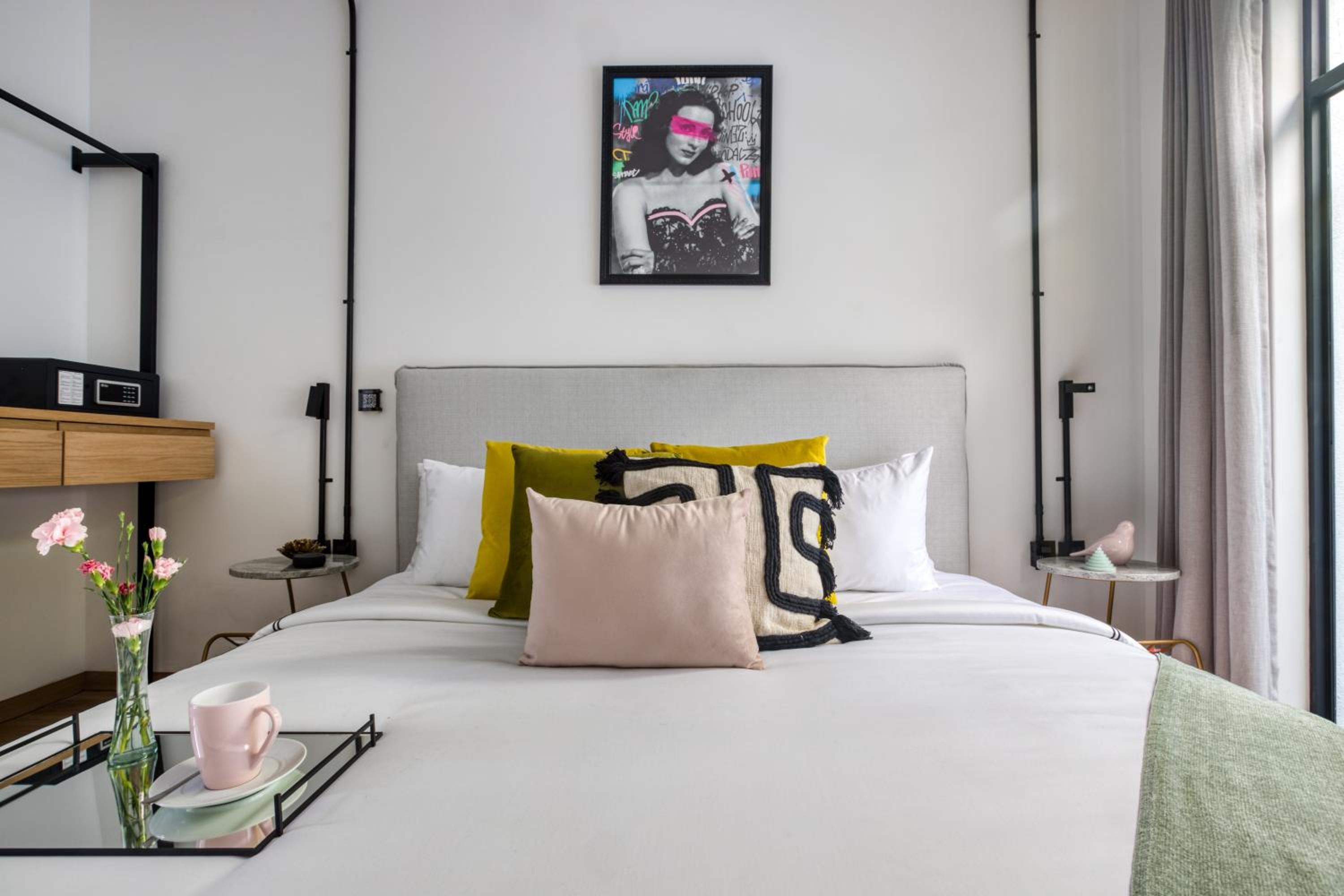 María Felix’s Room with a Terrace - Photo 6