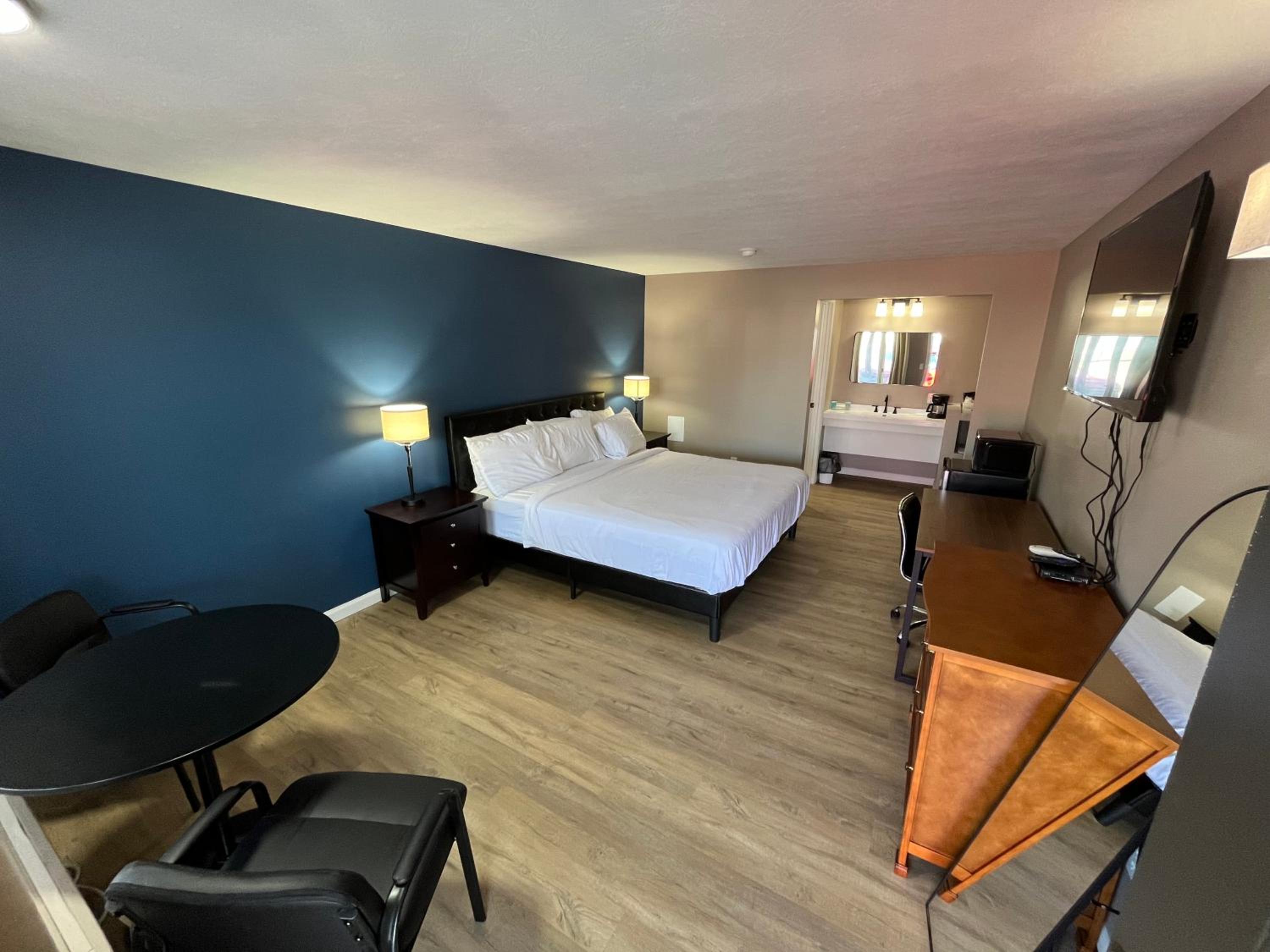 Superior King Room - Photo 4