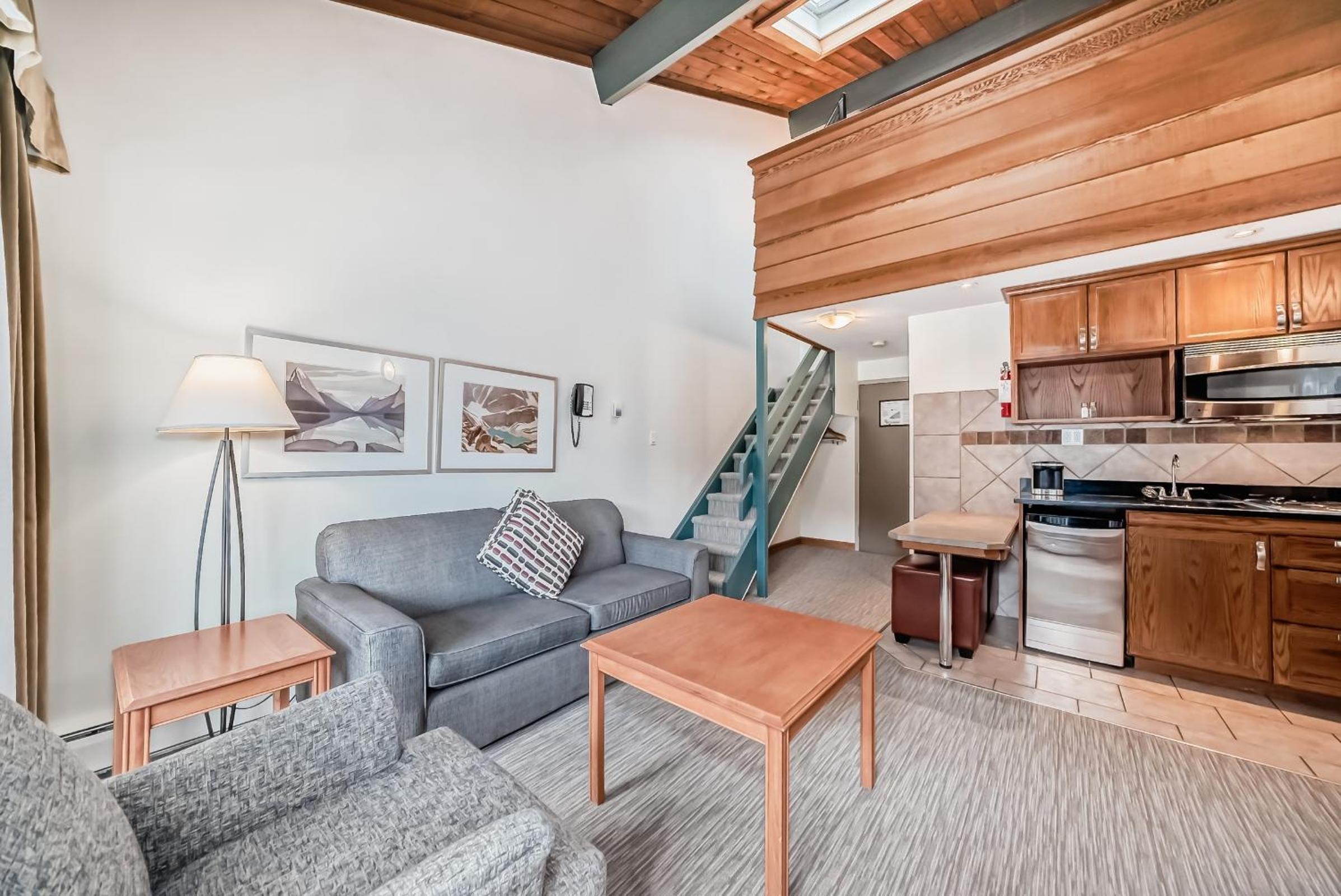 Loft Suite with Queen Bed - Photo 1