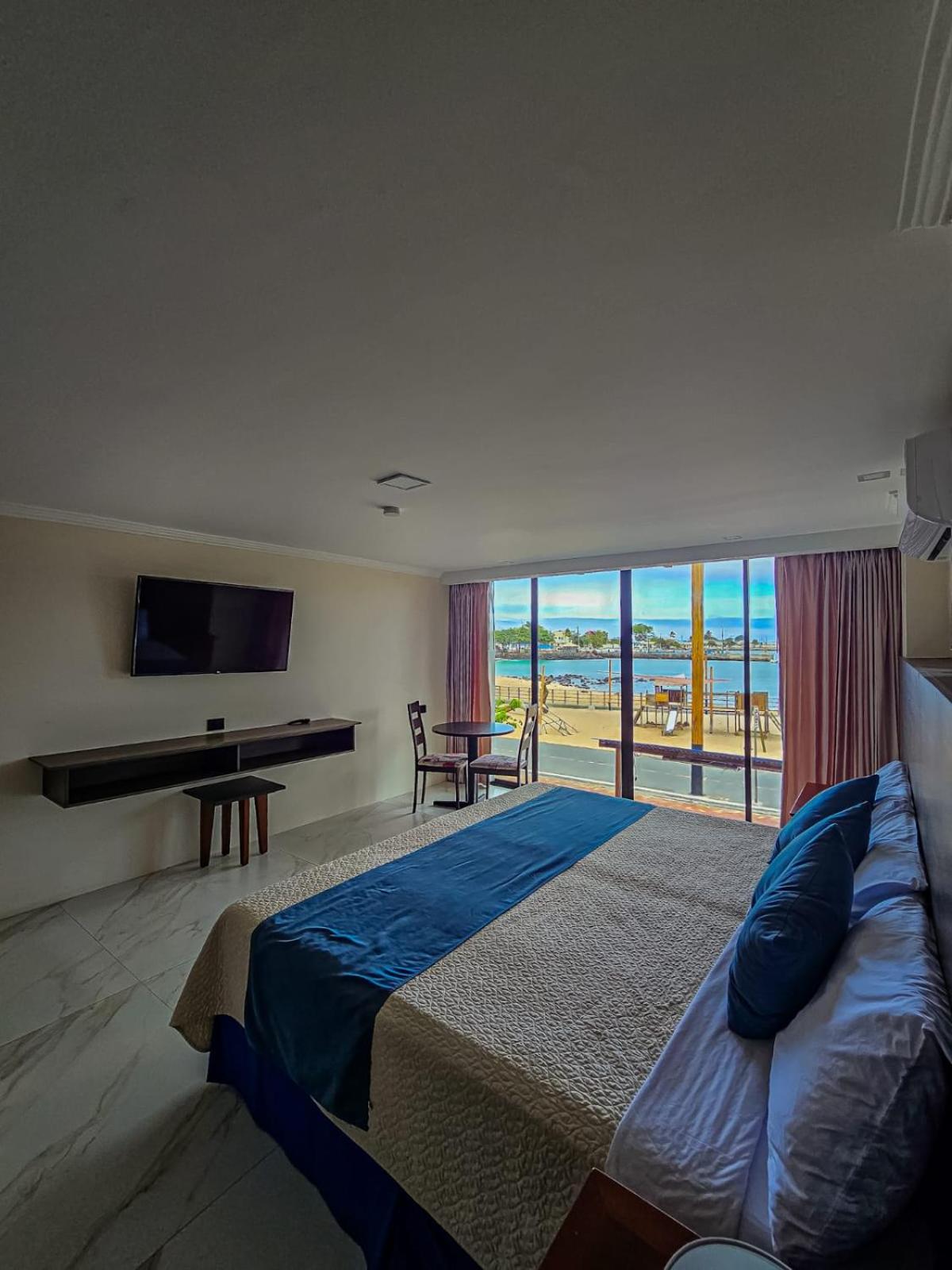 Deluxe Double Room with Sea View