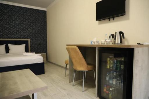 Double Room with Mountain View