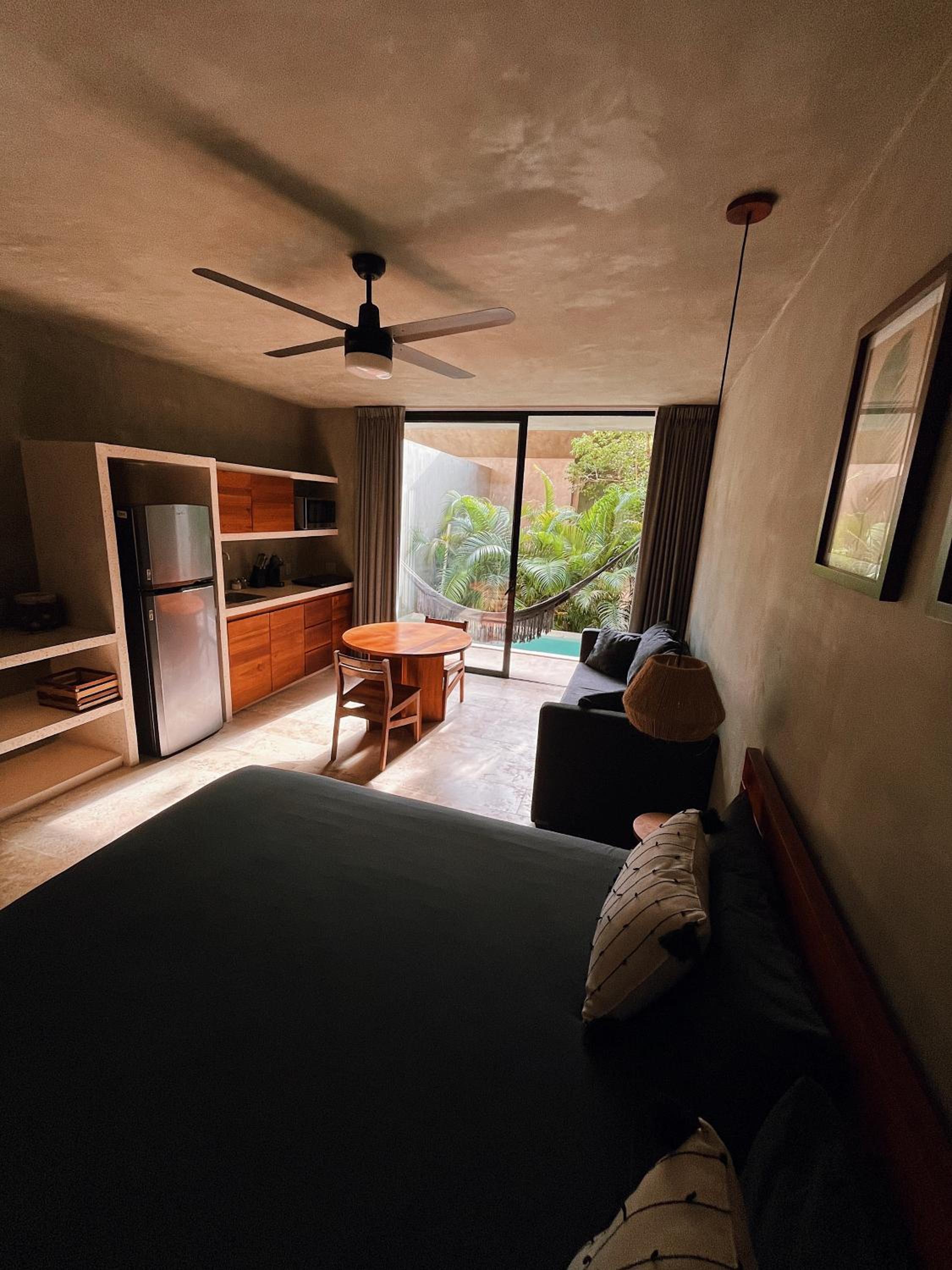Suite with Private Pool - Photo 2