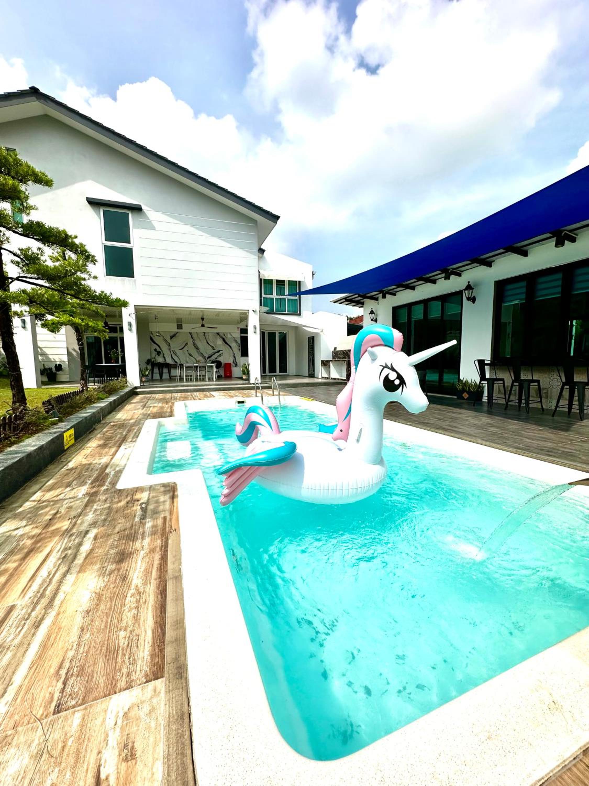 Villa with Private Pool photo 1