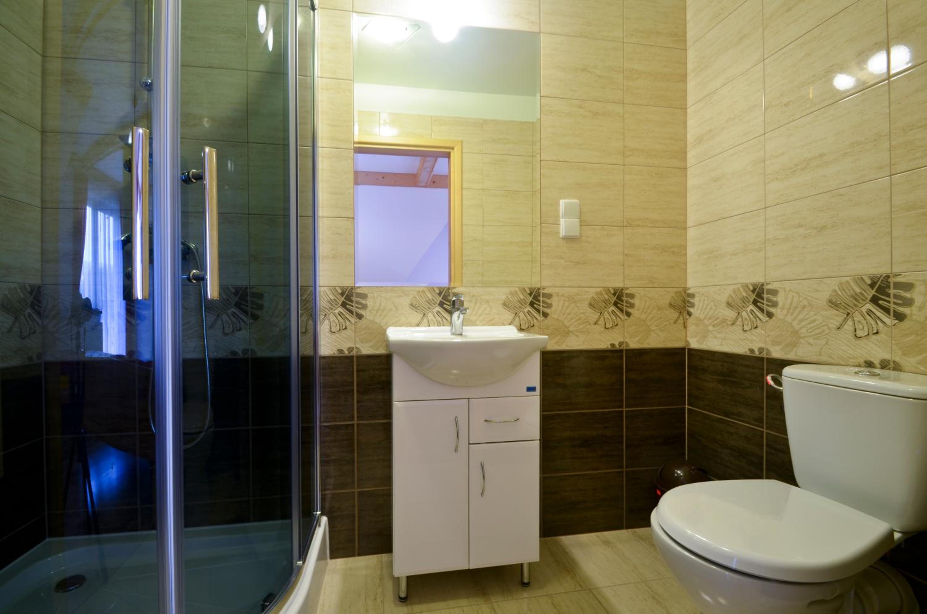Quadruple Room with Mountain View - Photo 2
