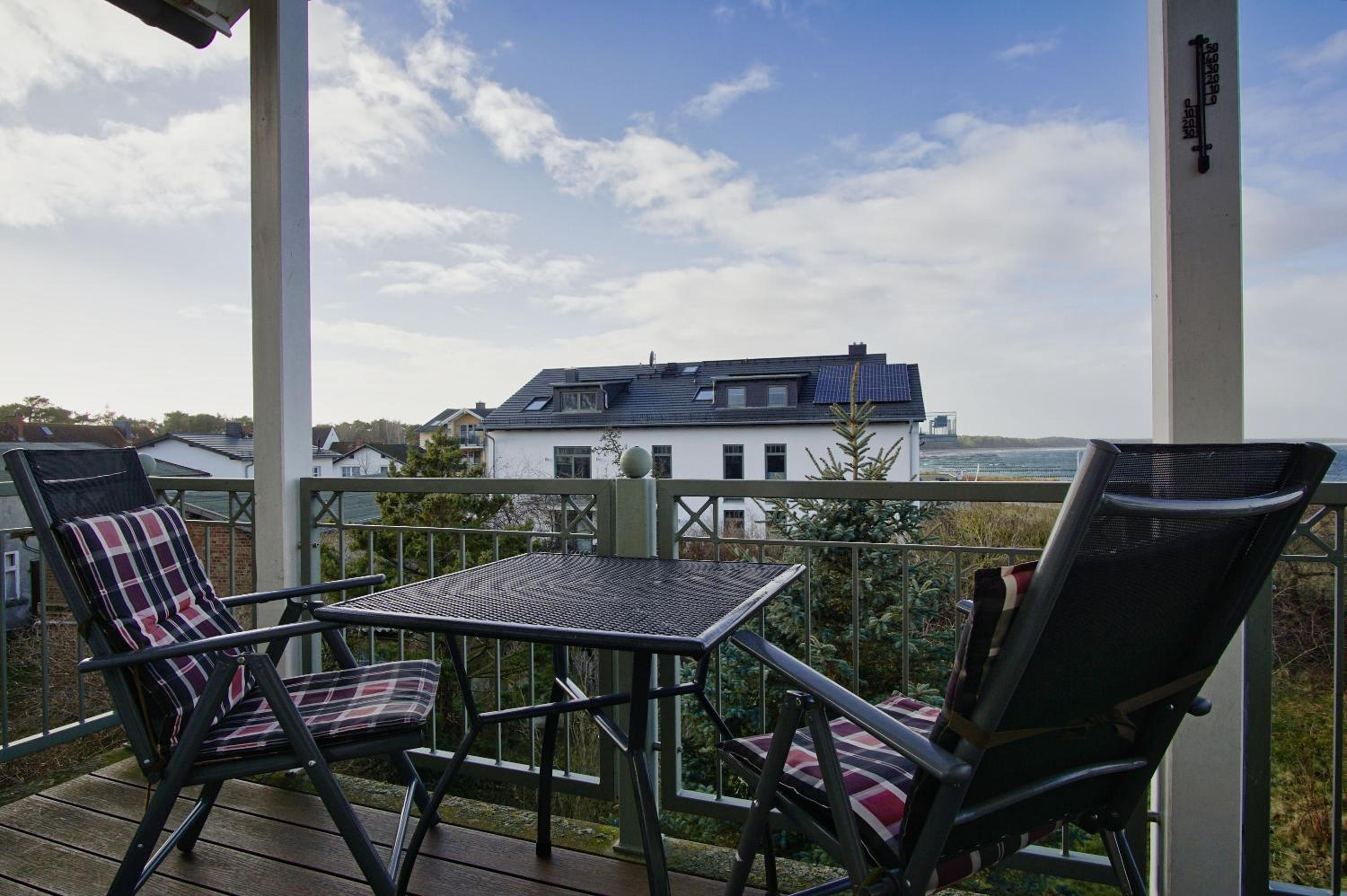 Apartment with Sea View photo 2
