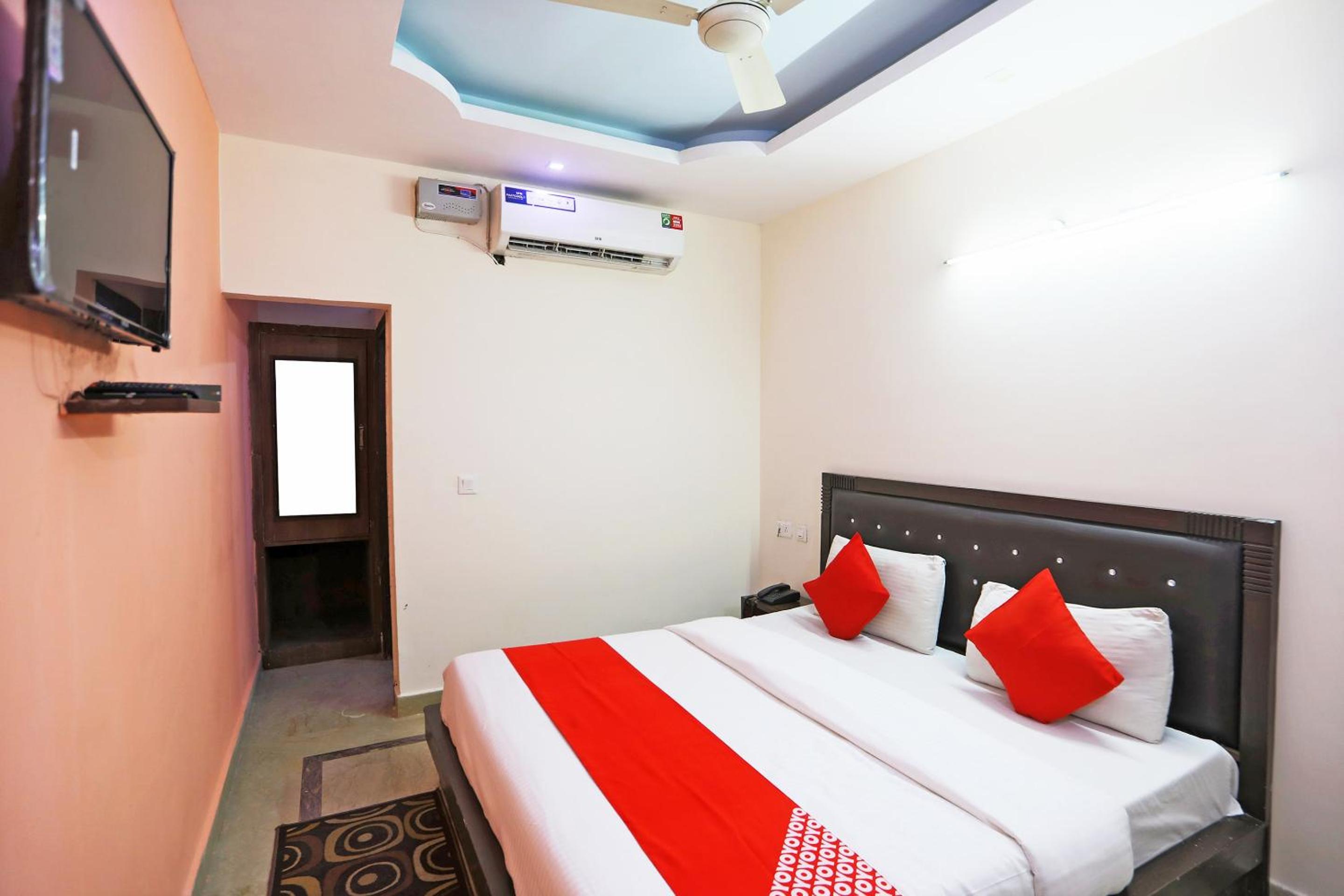 Classic Triple Room - Photo 14