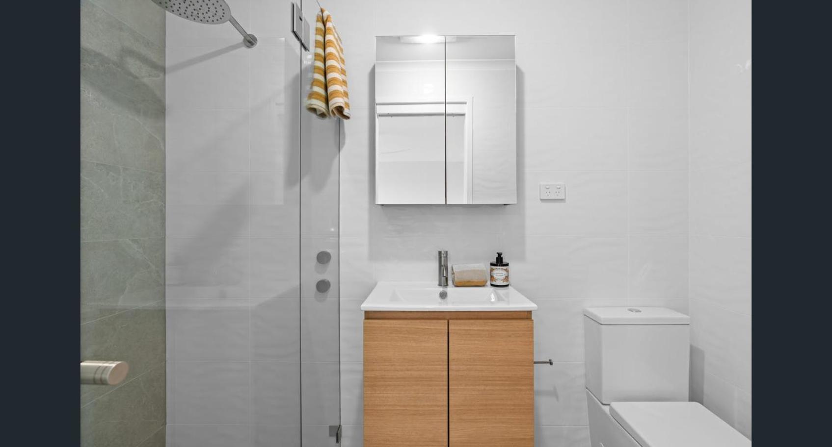 Four-Bedroom Vacation Home photo 3