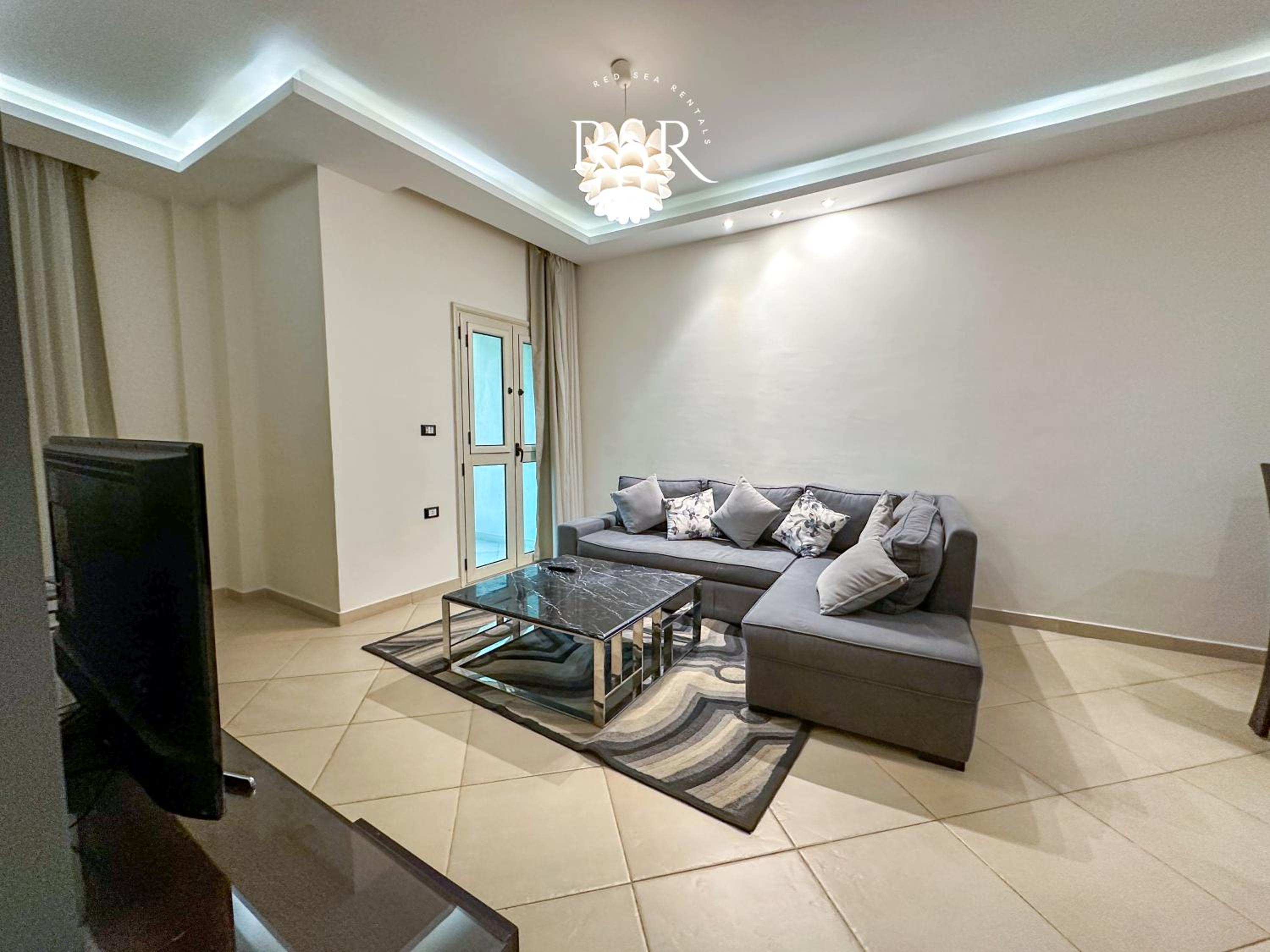 Apartment with View and Balcony photo 1