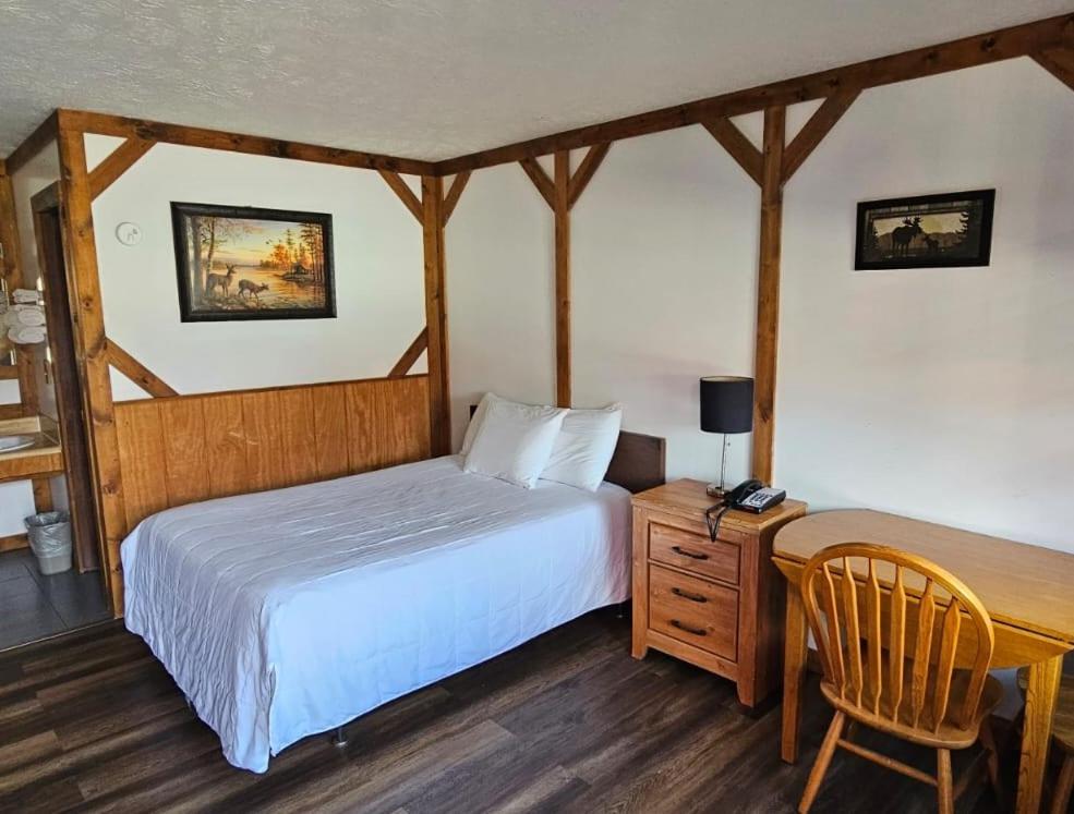 Standard Single Room photo 2
