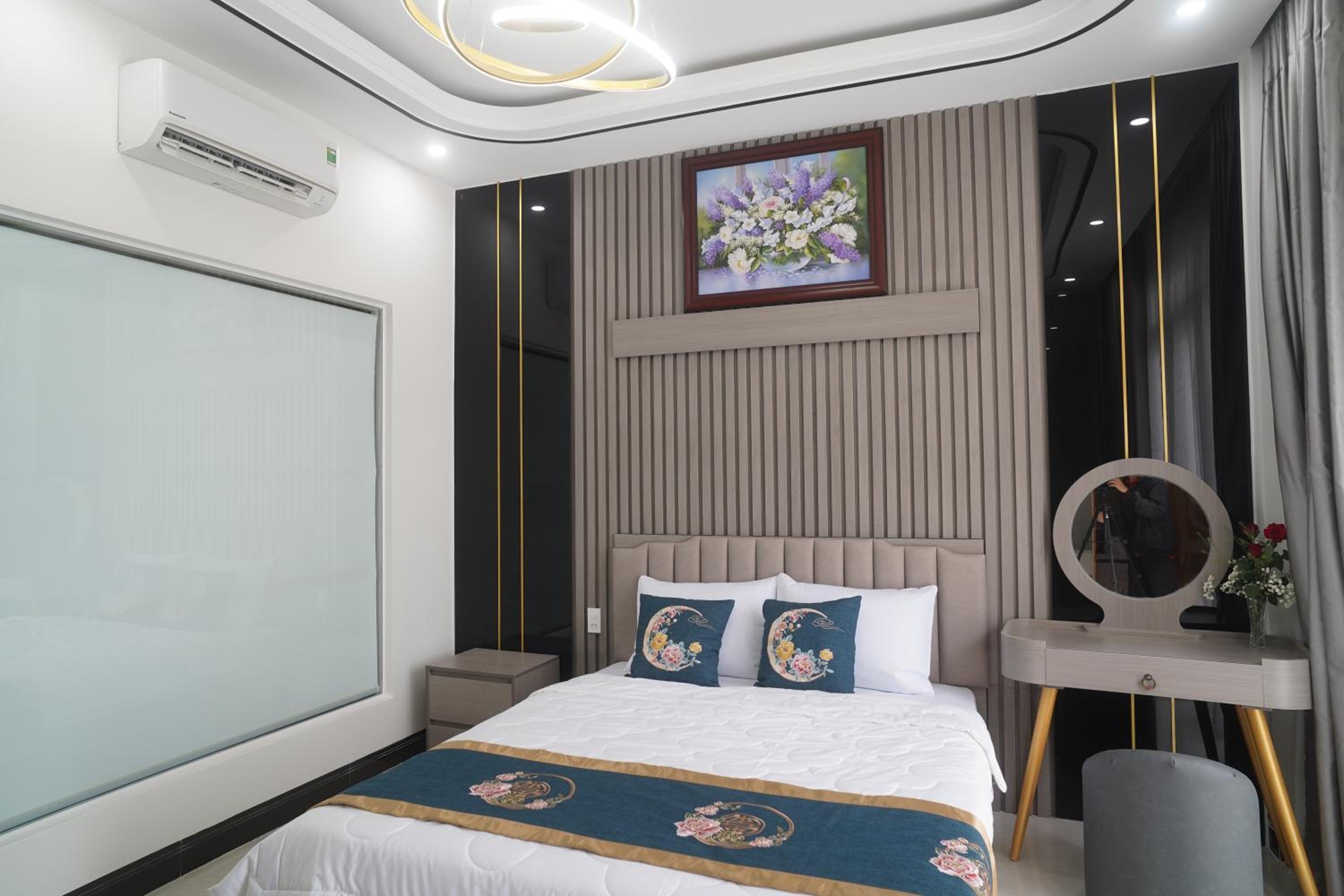 King Room with Balcony photo 3