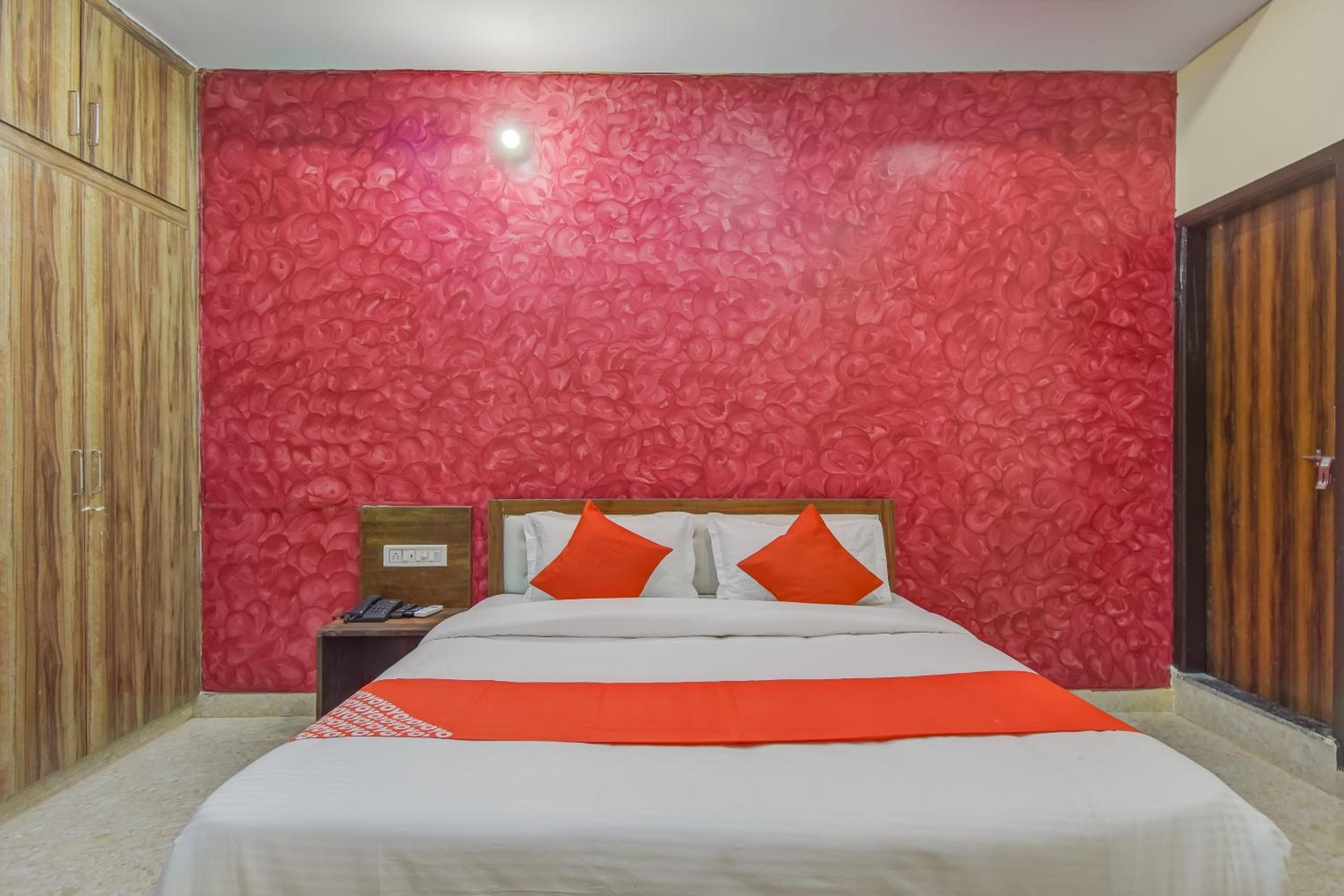 Standard Double Room - Photo 1