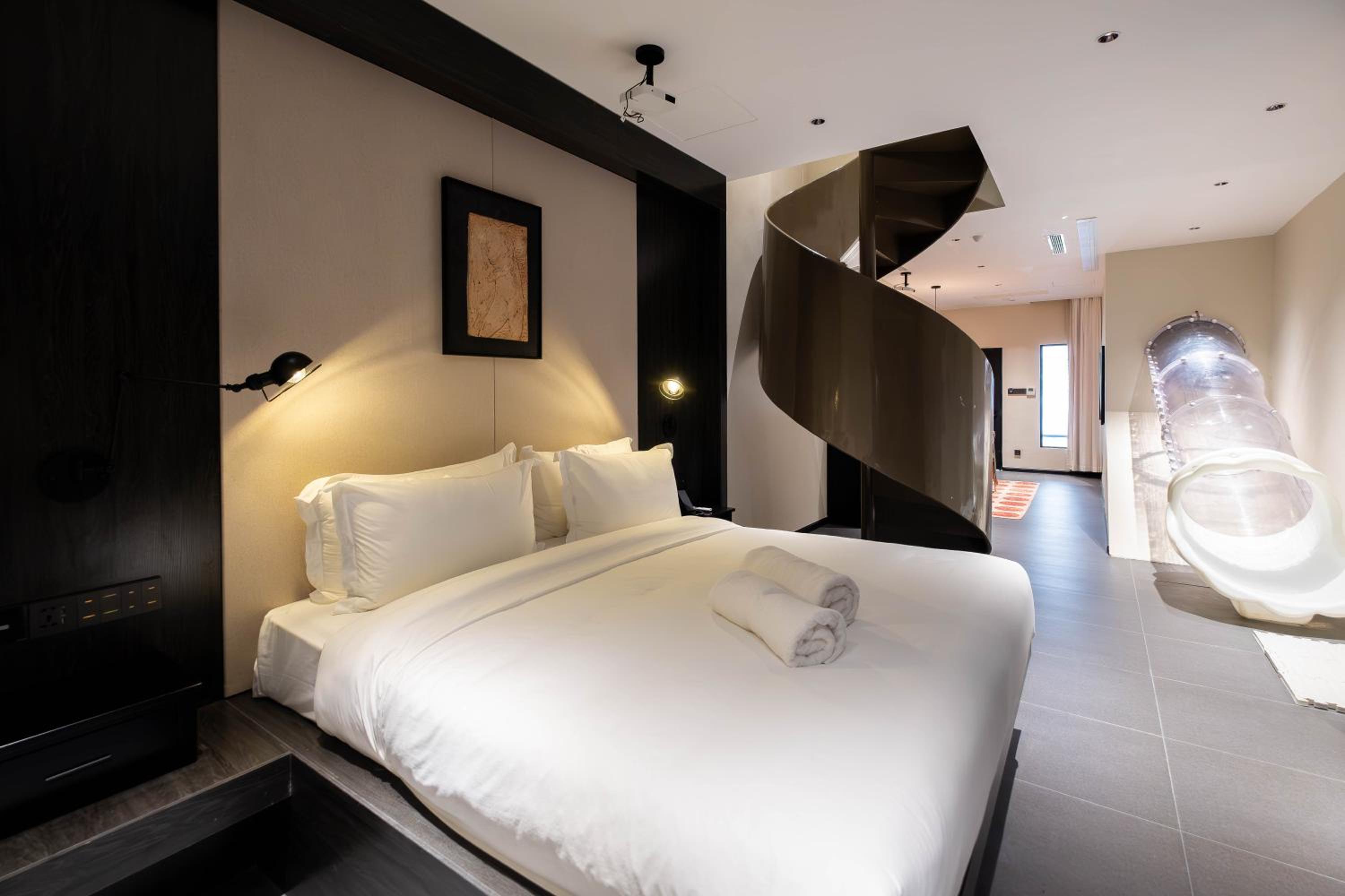 Loft Suite Avalanche photo 1