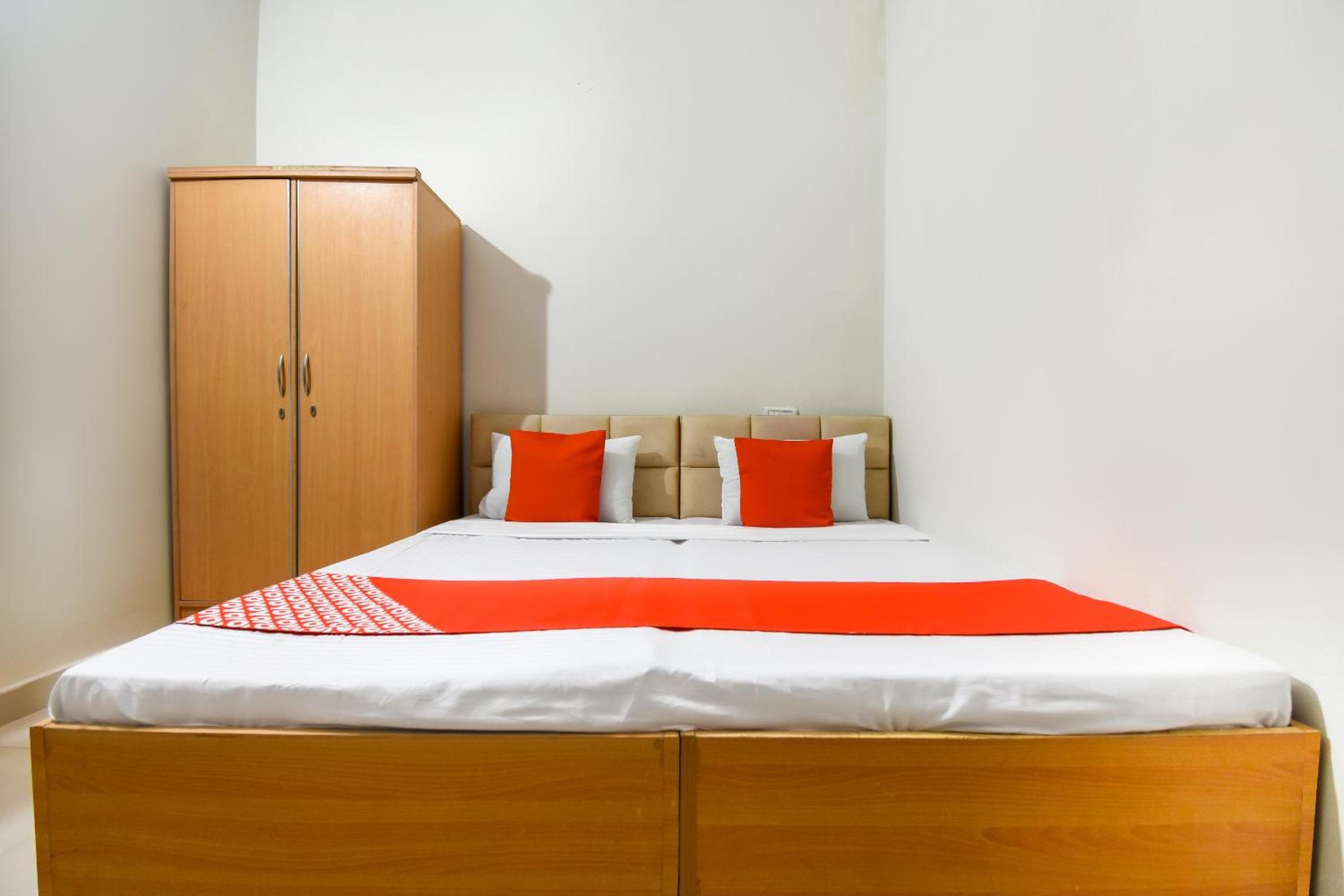 Classic Triple Room photo 1