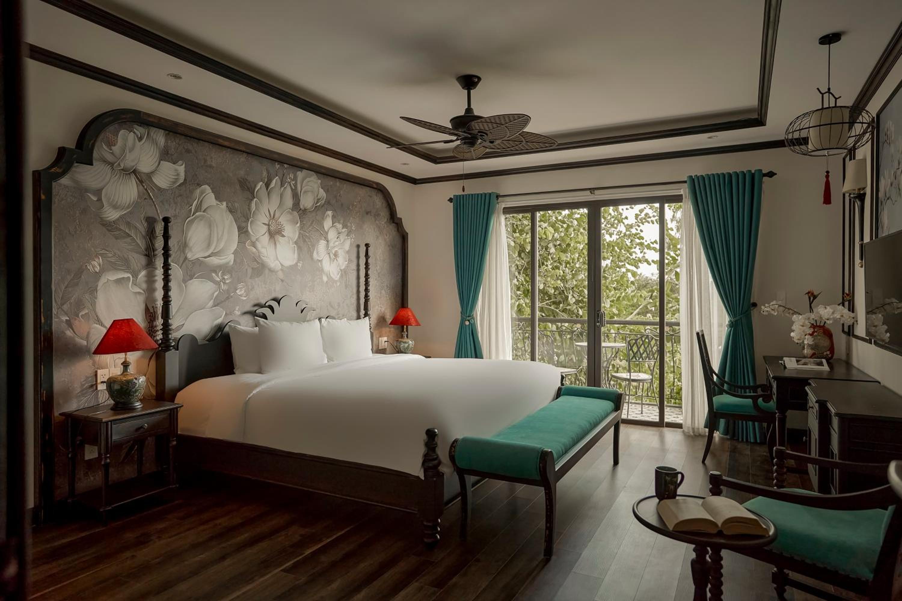 Signature Suite With Garden View - Photo 7