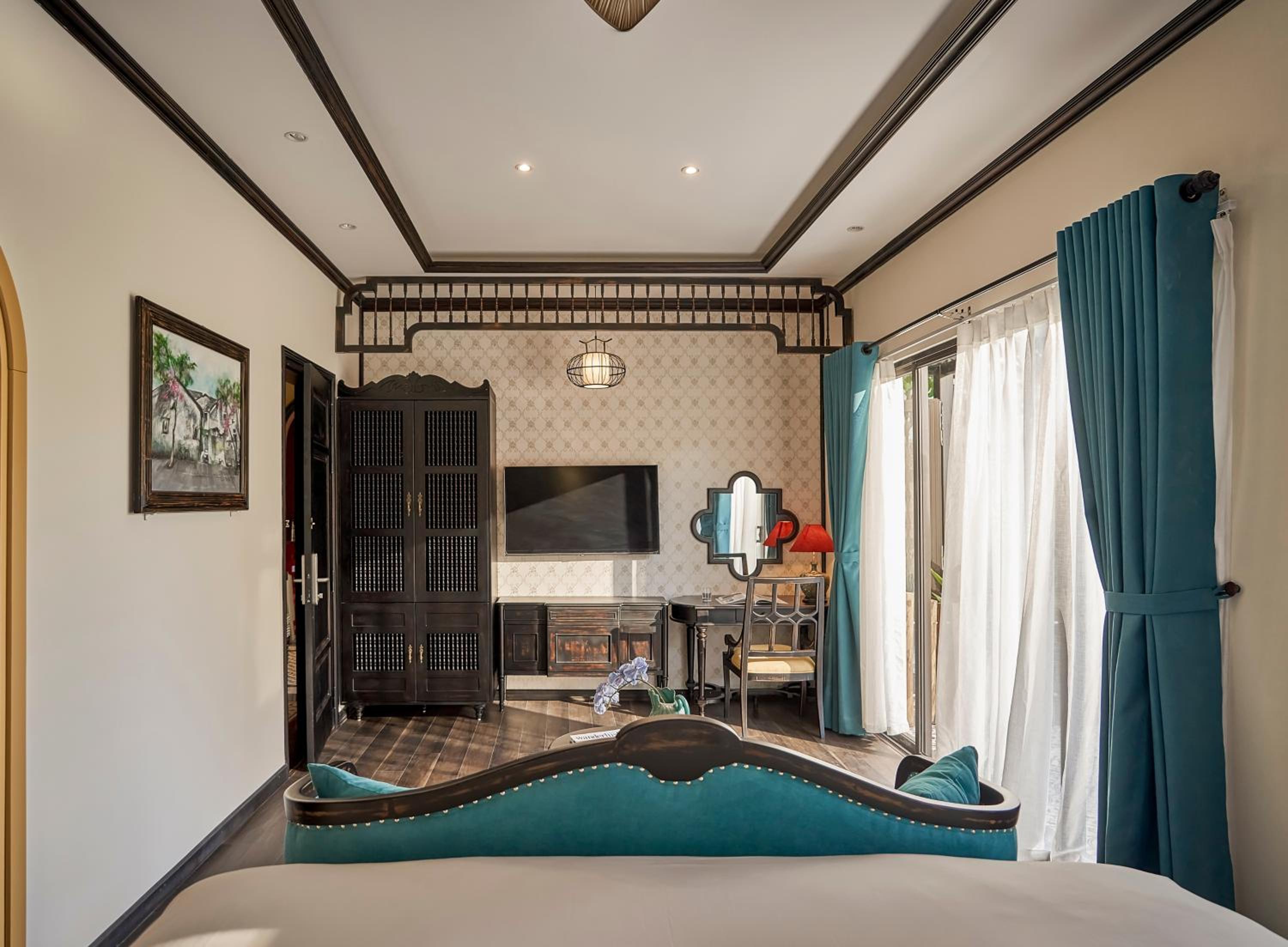 Signature Suite With Garden View - Photo 13
