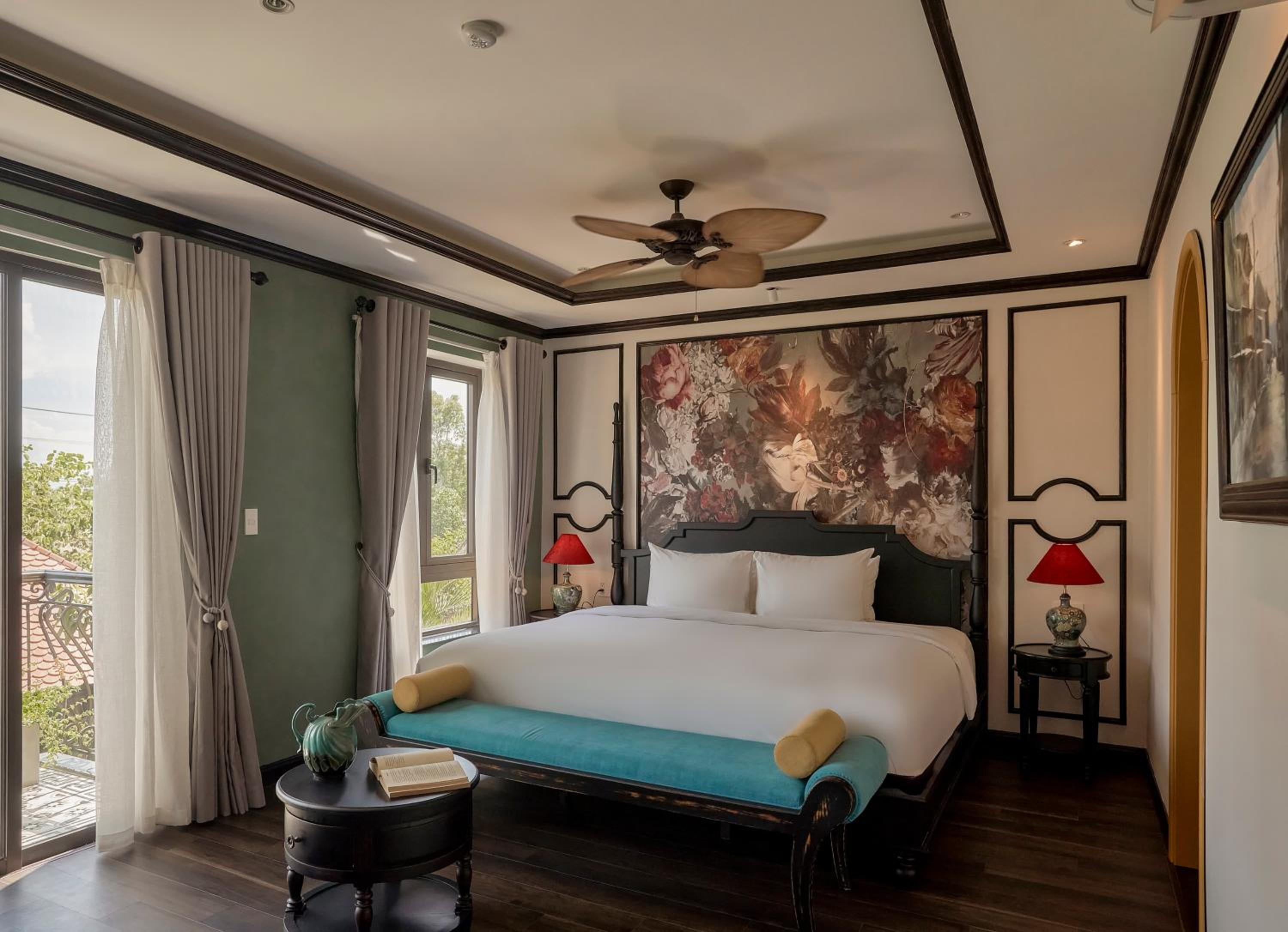 Signature Suite With Garden View - Photo 4