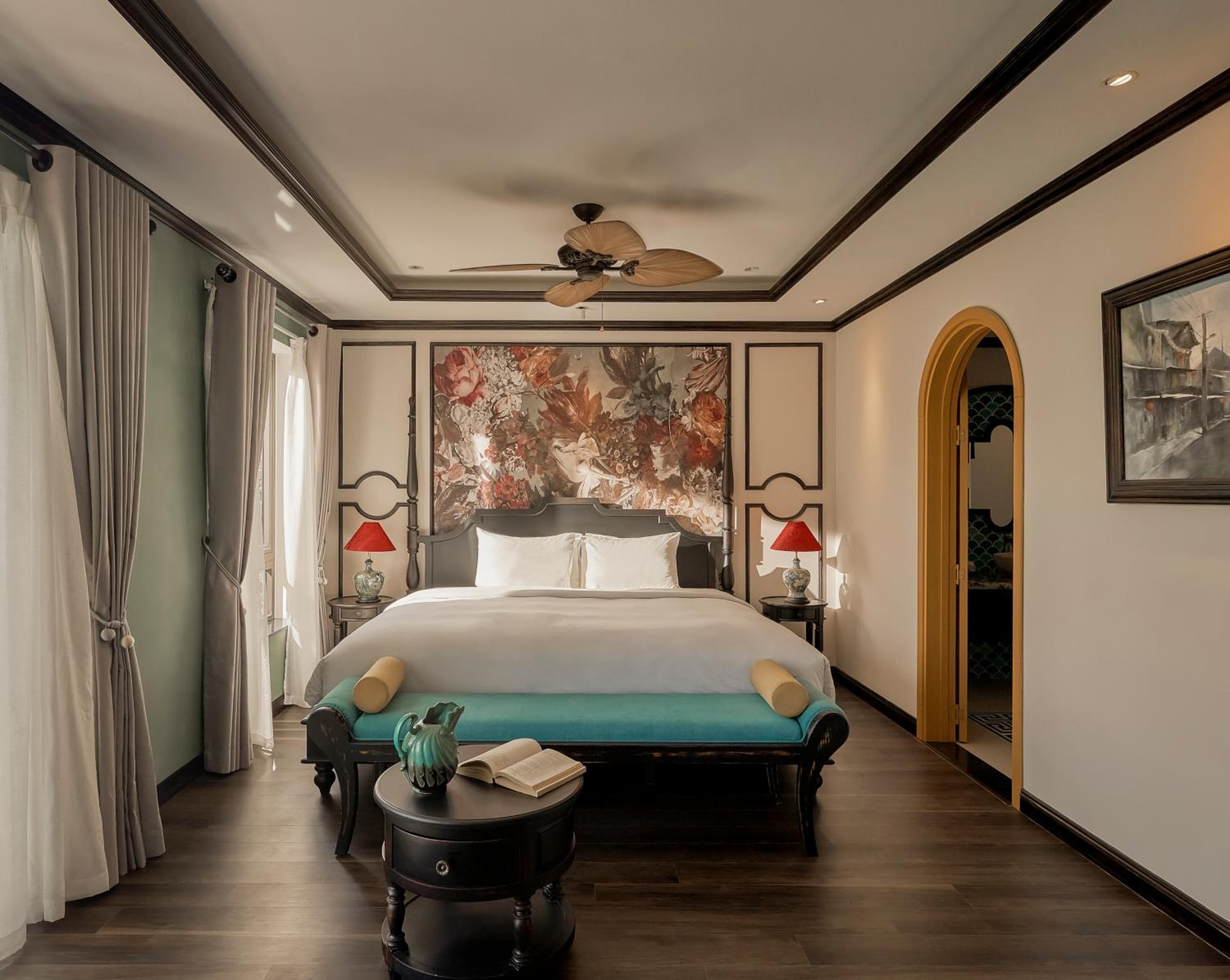 Signature Suite With Garden View - Photo 19