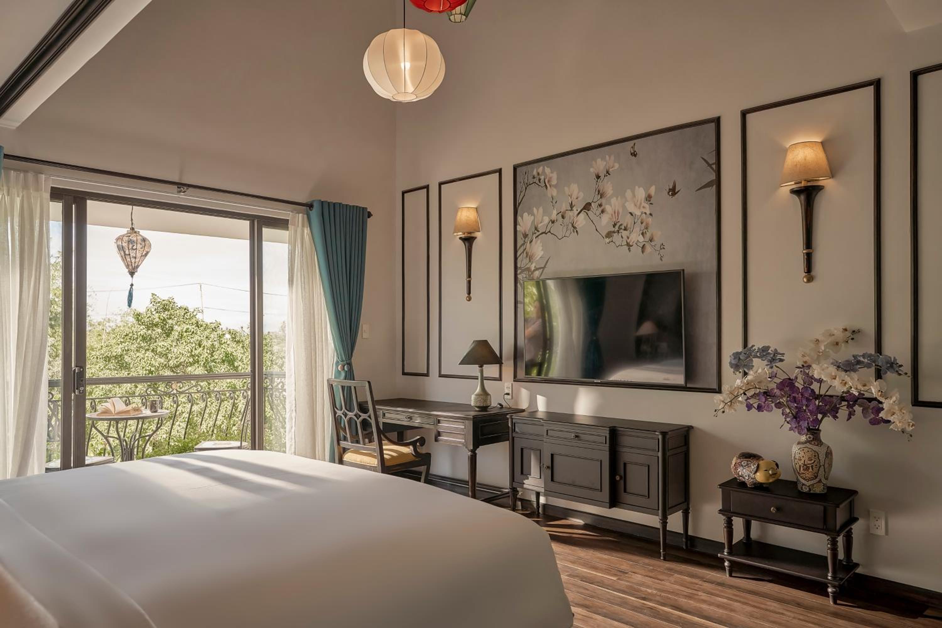 Family Suite With Garden View - Photo 9