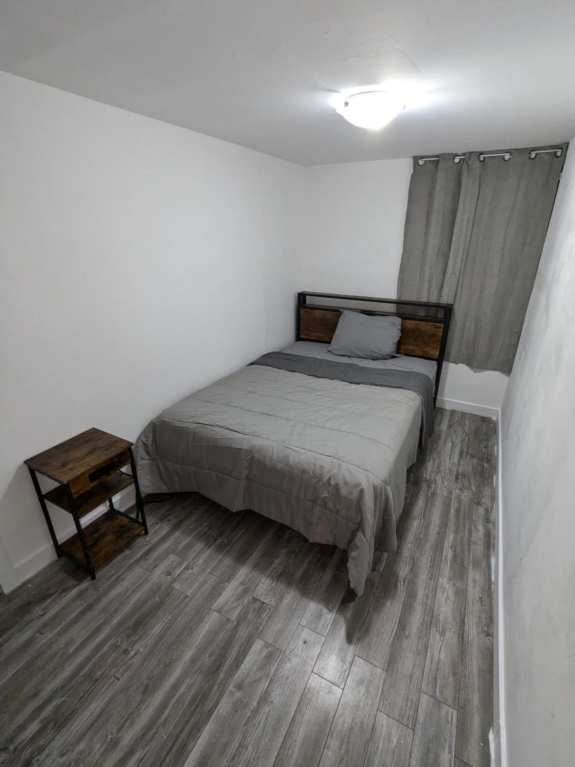 Standard Double Room With Shared Bathroom photo 1