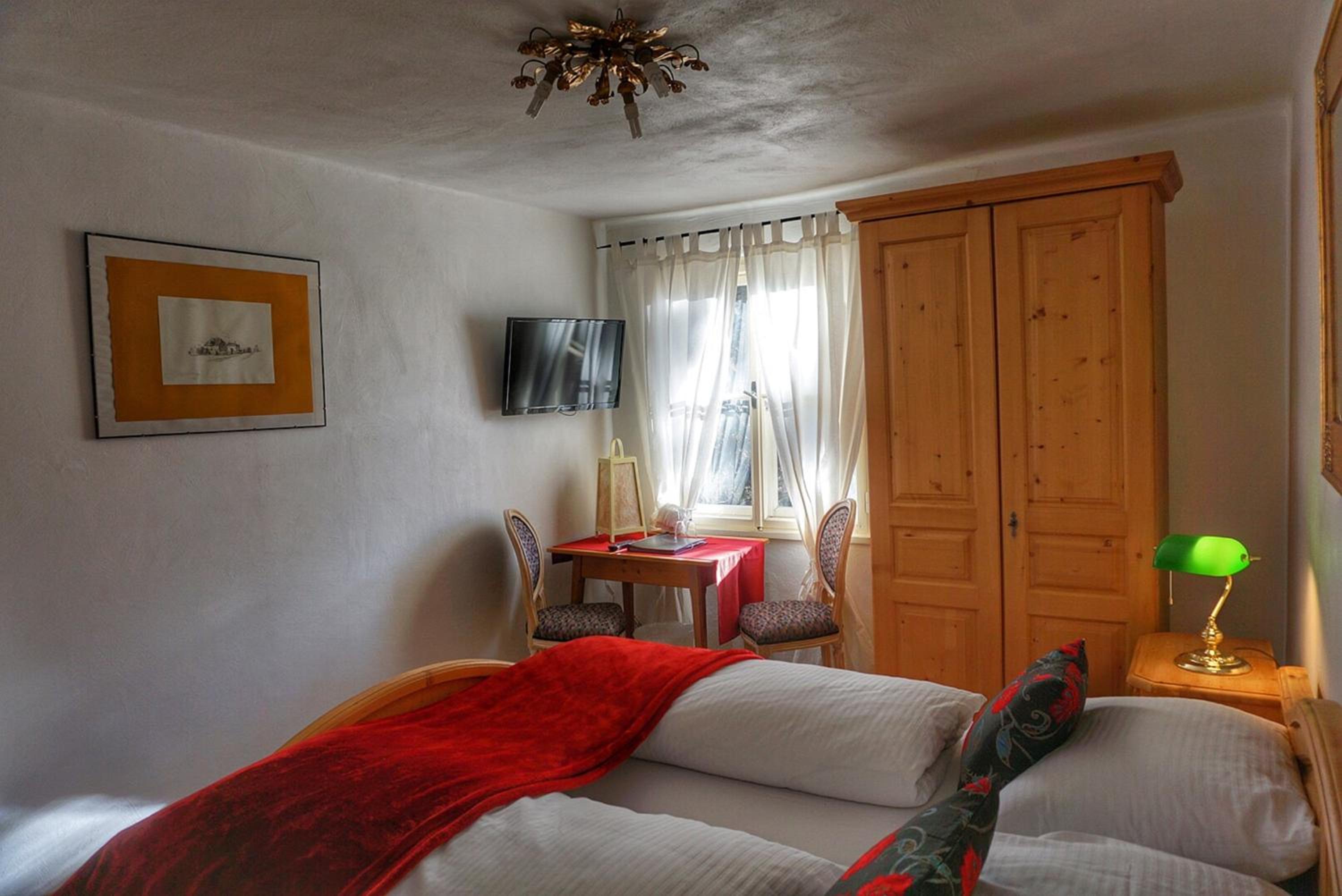 Double Room - Photo 7