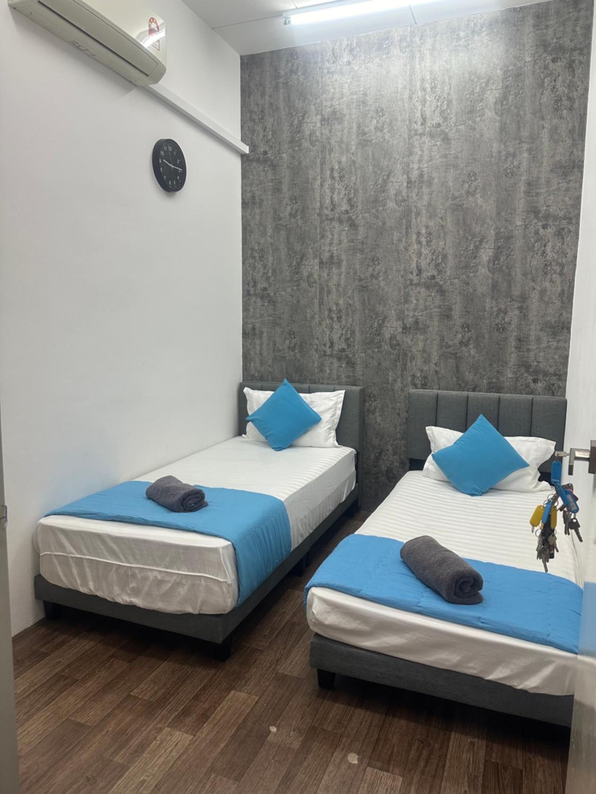 Double or Twin Room with Shared Bathroom