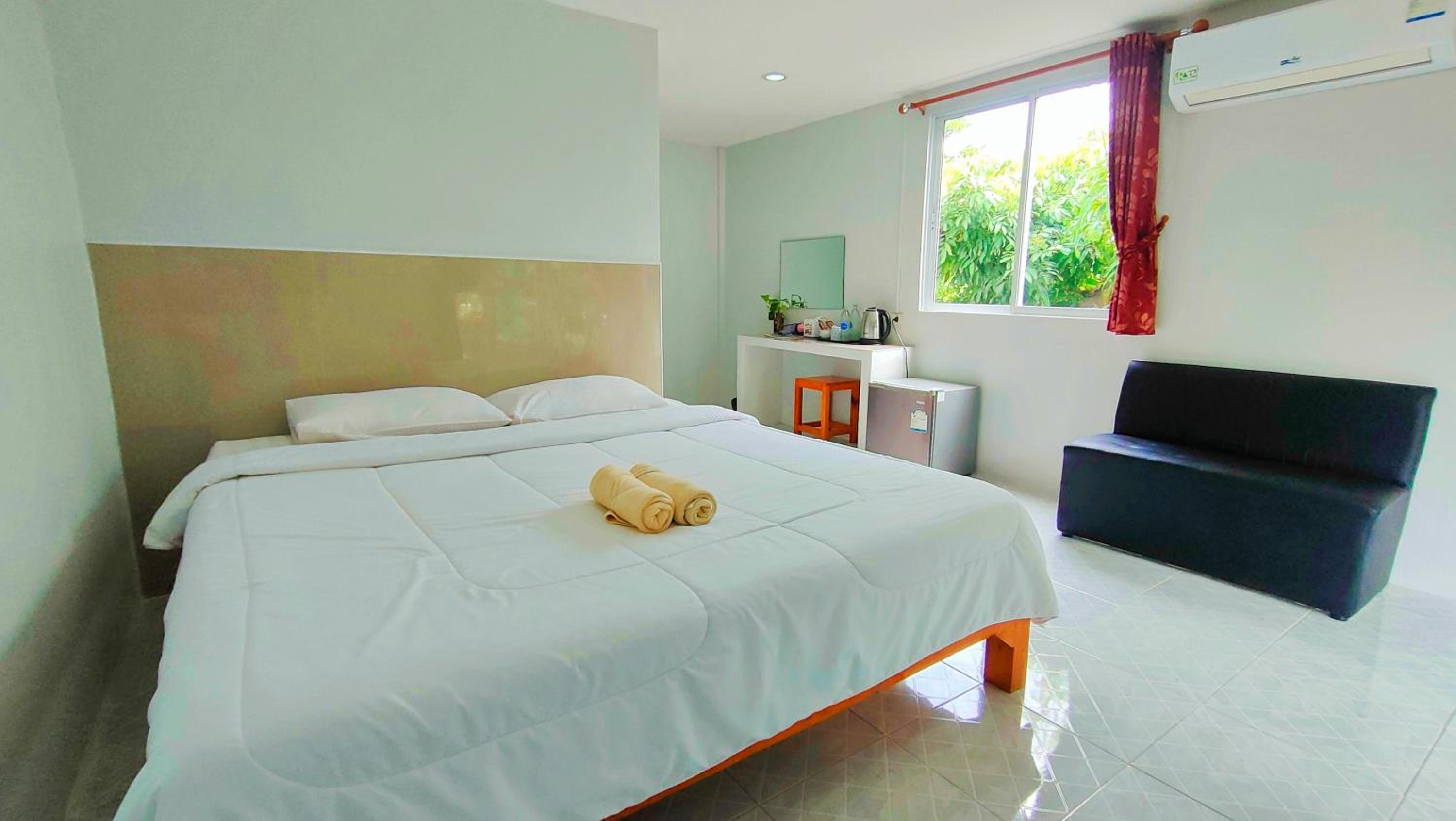 Double Room with View - Photo 16