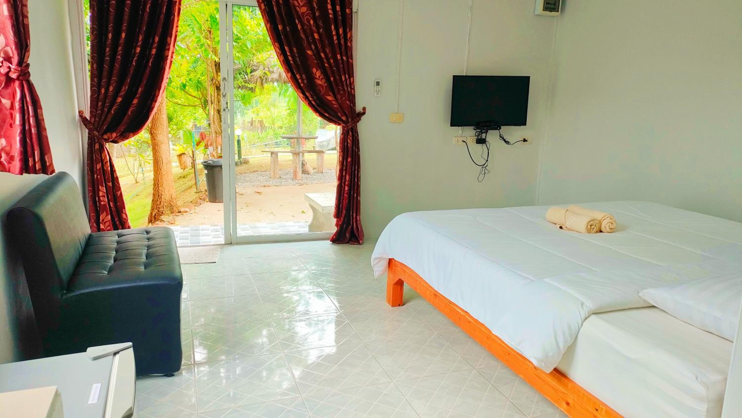 Double Room with View - Photo 4