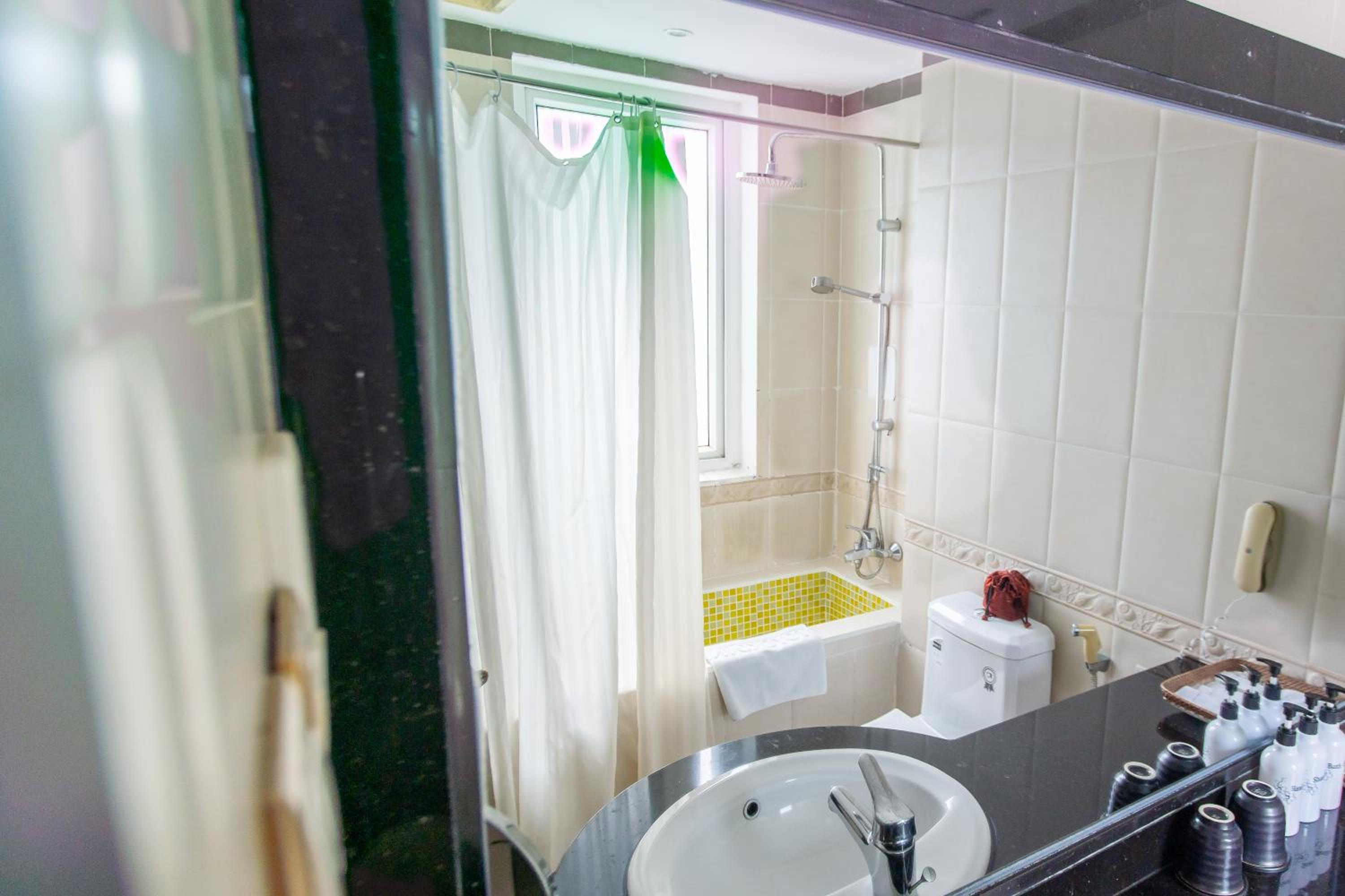 Deluxe Double or Twin Room photo 2