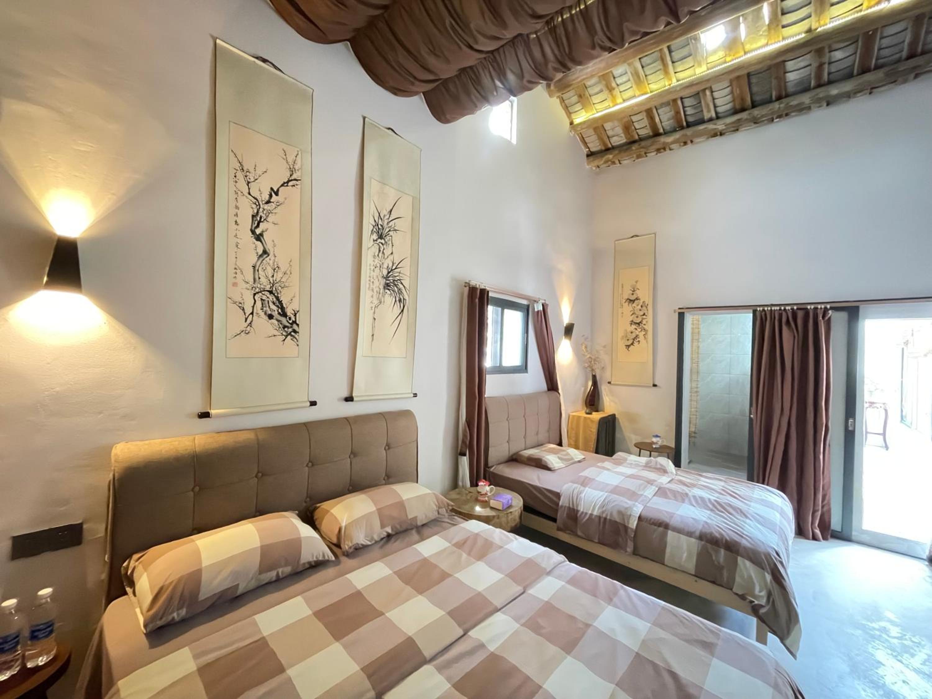 Quadruple Room with Private Bathroom photo 1