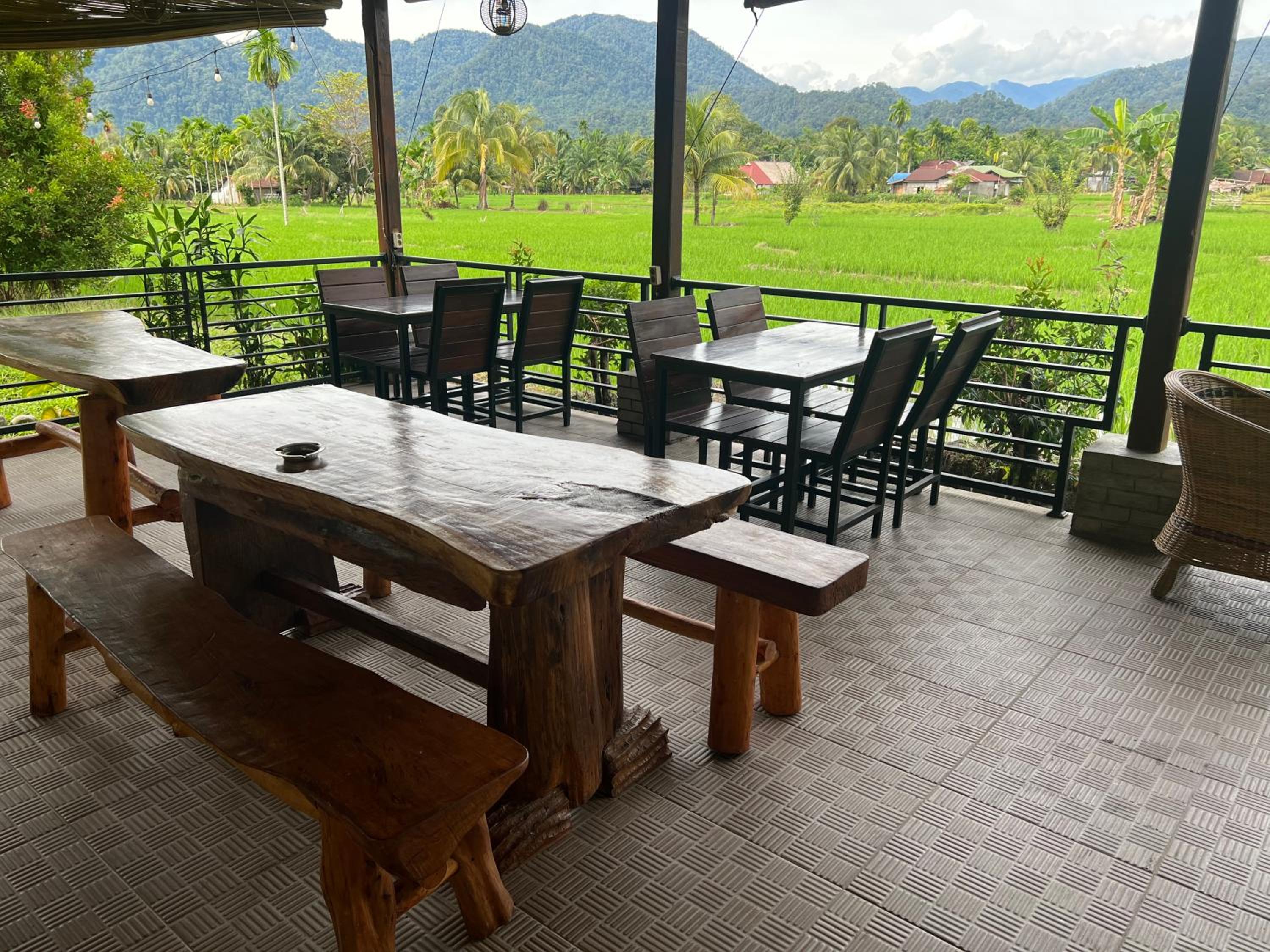 Deluxe Bungalow with Garden View - Photo 15