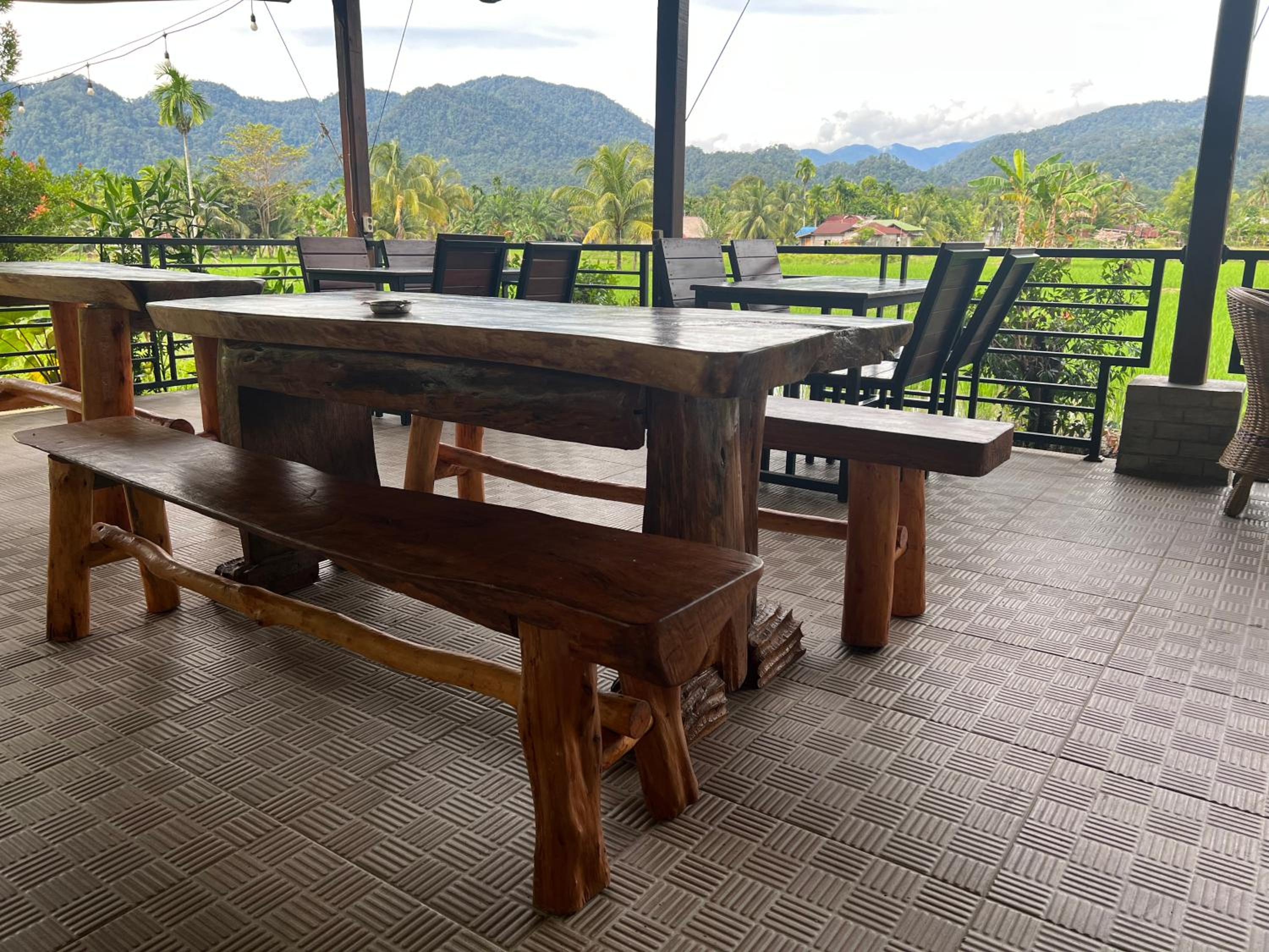 Deluxe Bungalow with Garden View - Photo 14