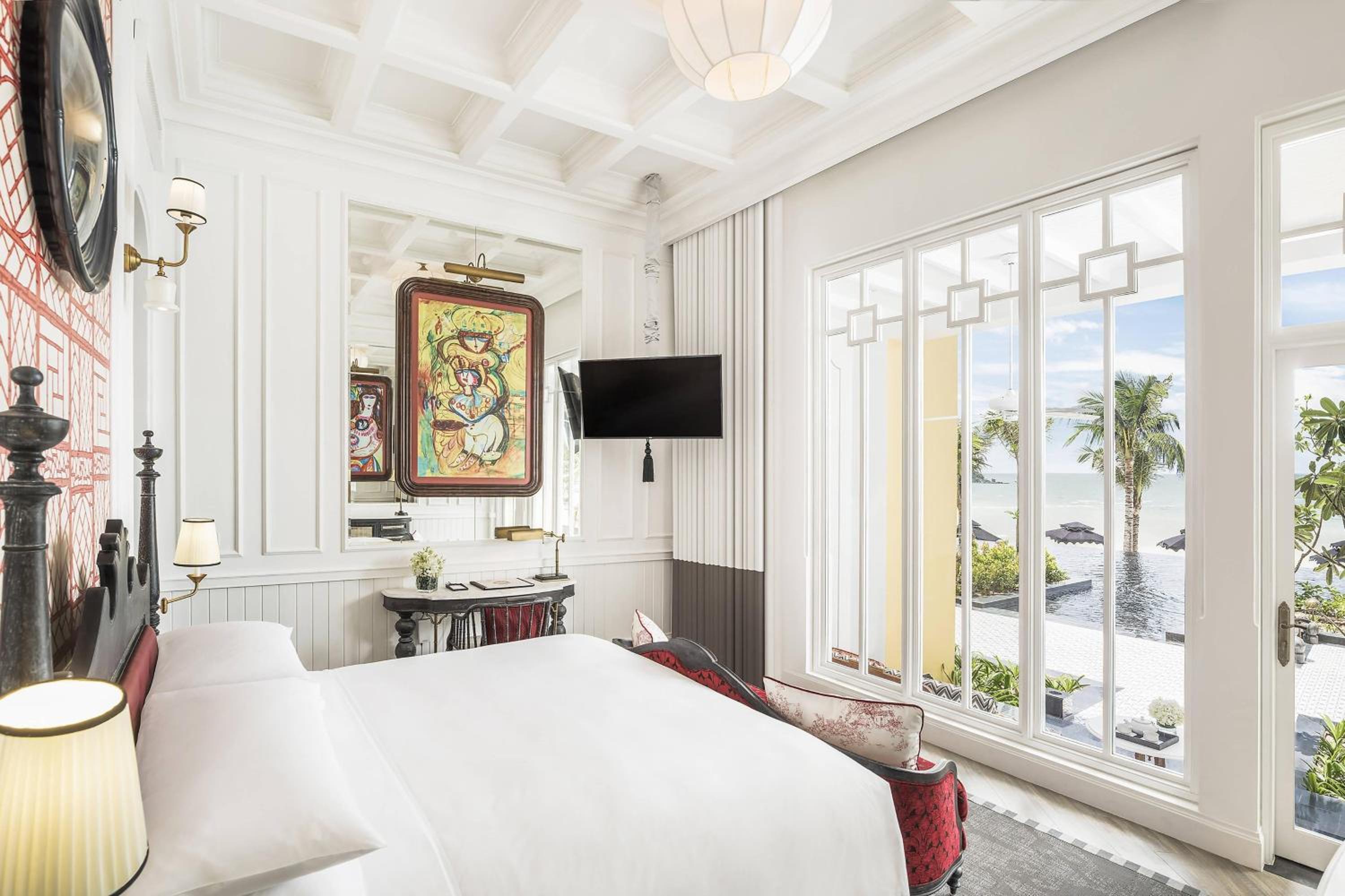 Emerald Bay Room, 1 King Bed, Ocean View, Balcony