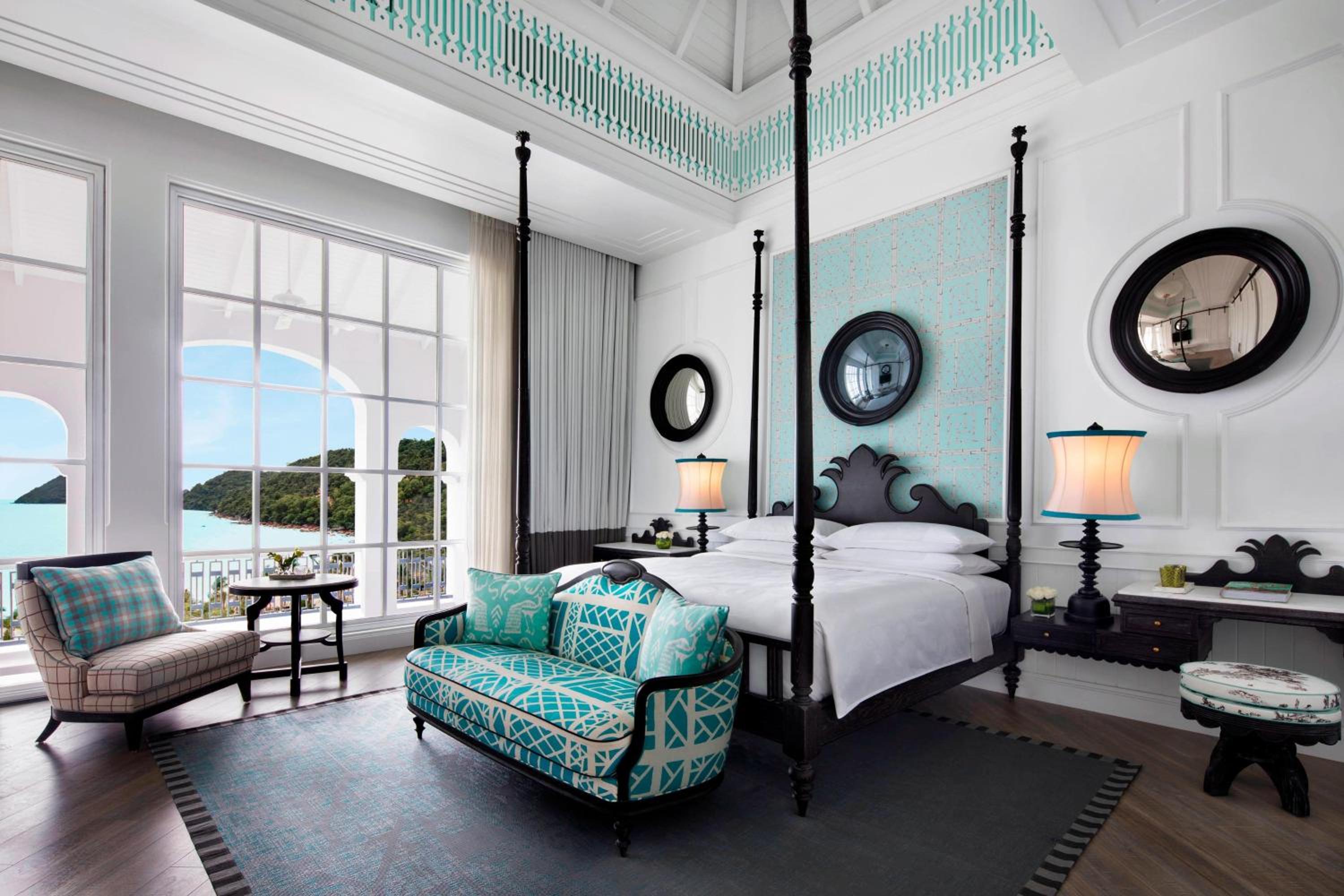 Turquoise Suite, 1 King Bed, Ocean View, Balcony