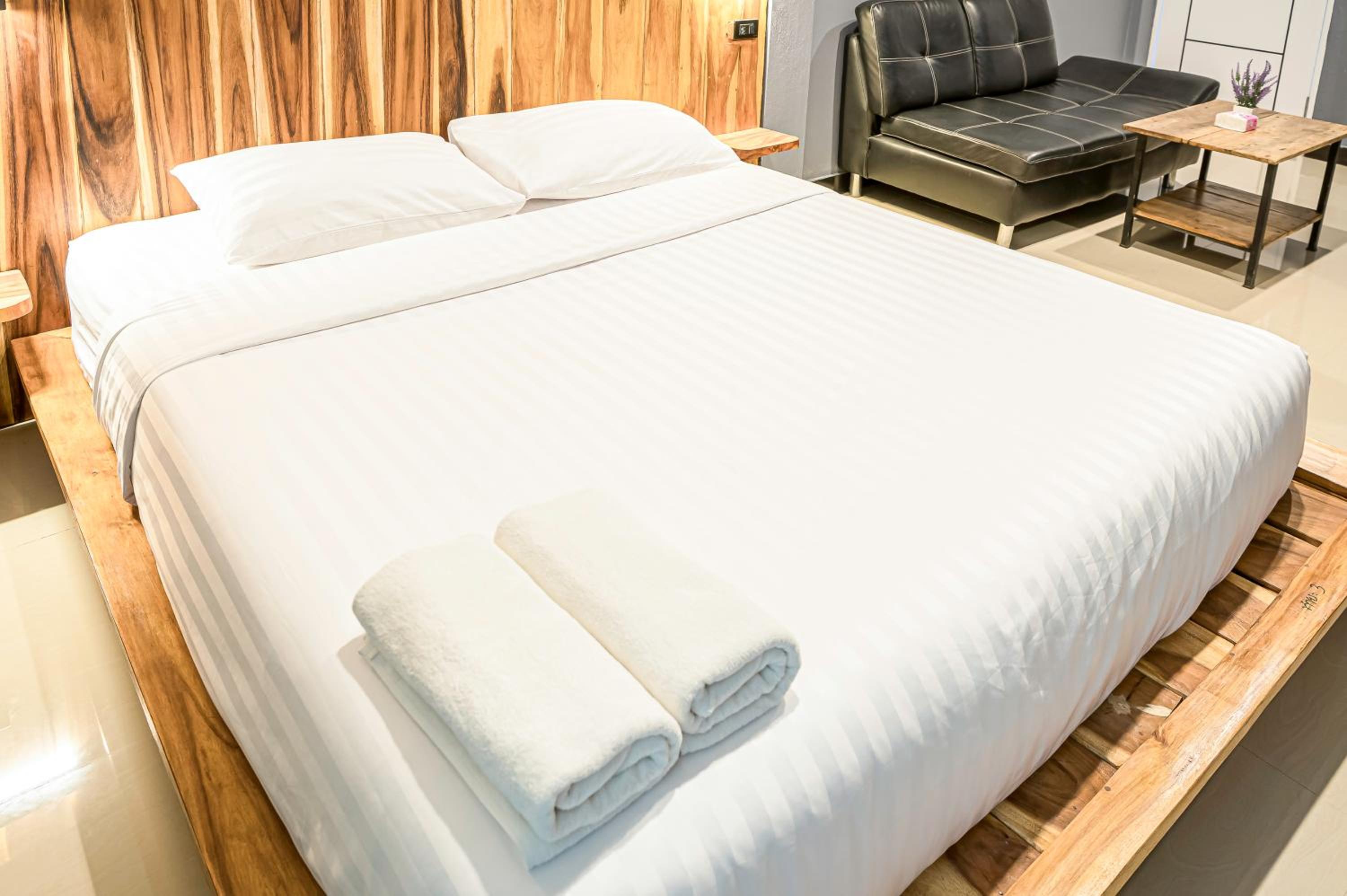 Superior Double or Twin Room - Photo 2