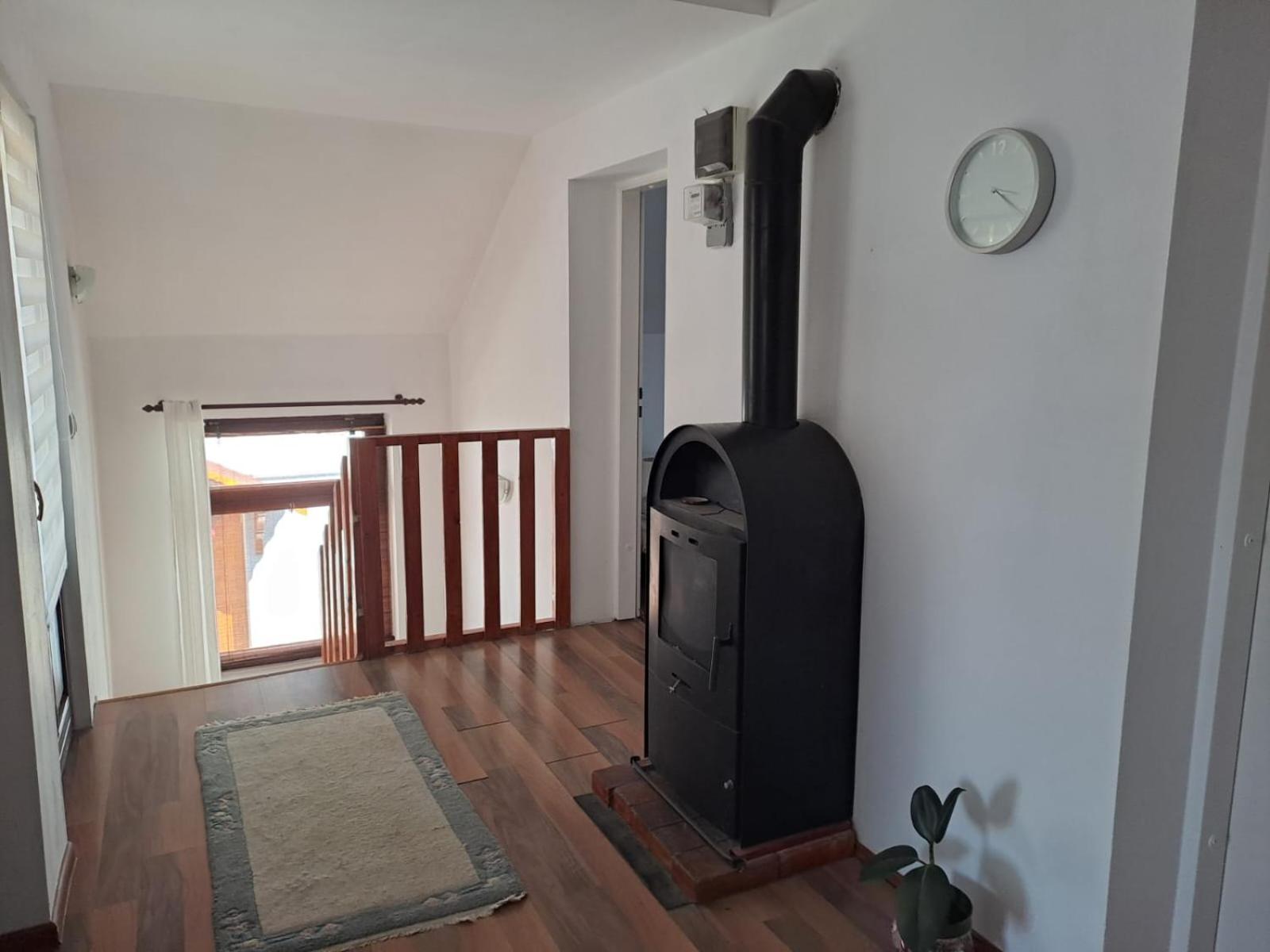 Two-Bedroom Apartment with Balcony and Terrace photo 3