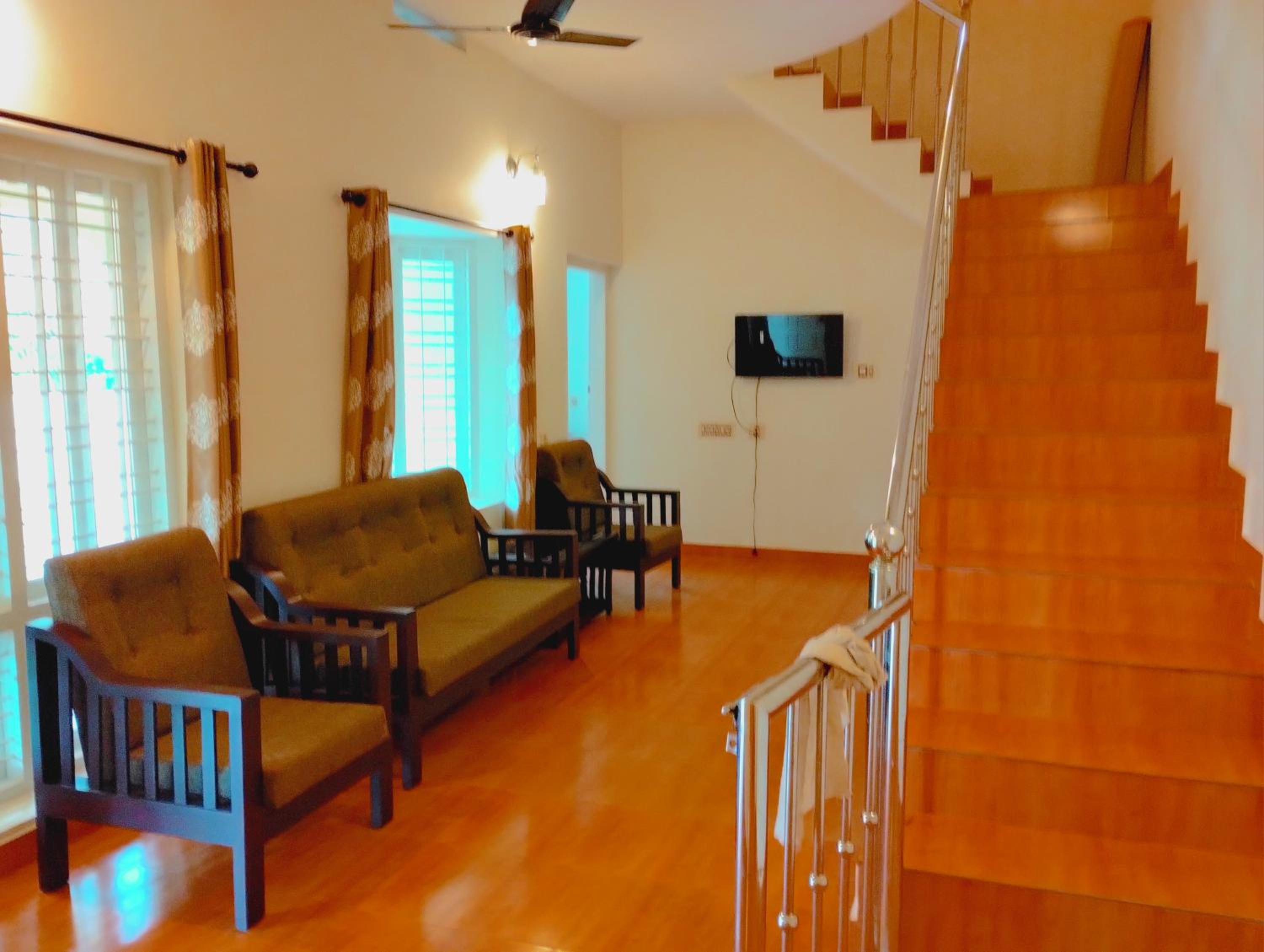 Three-Bedroom House photo 1