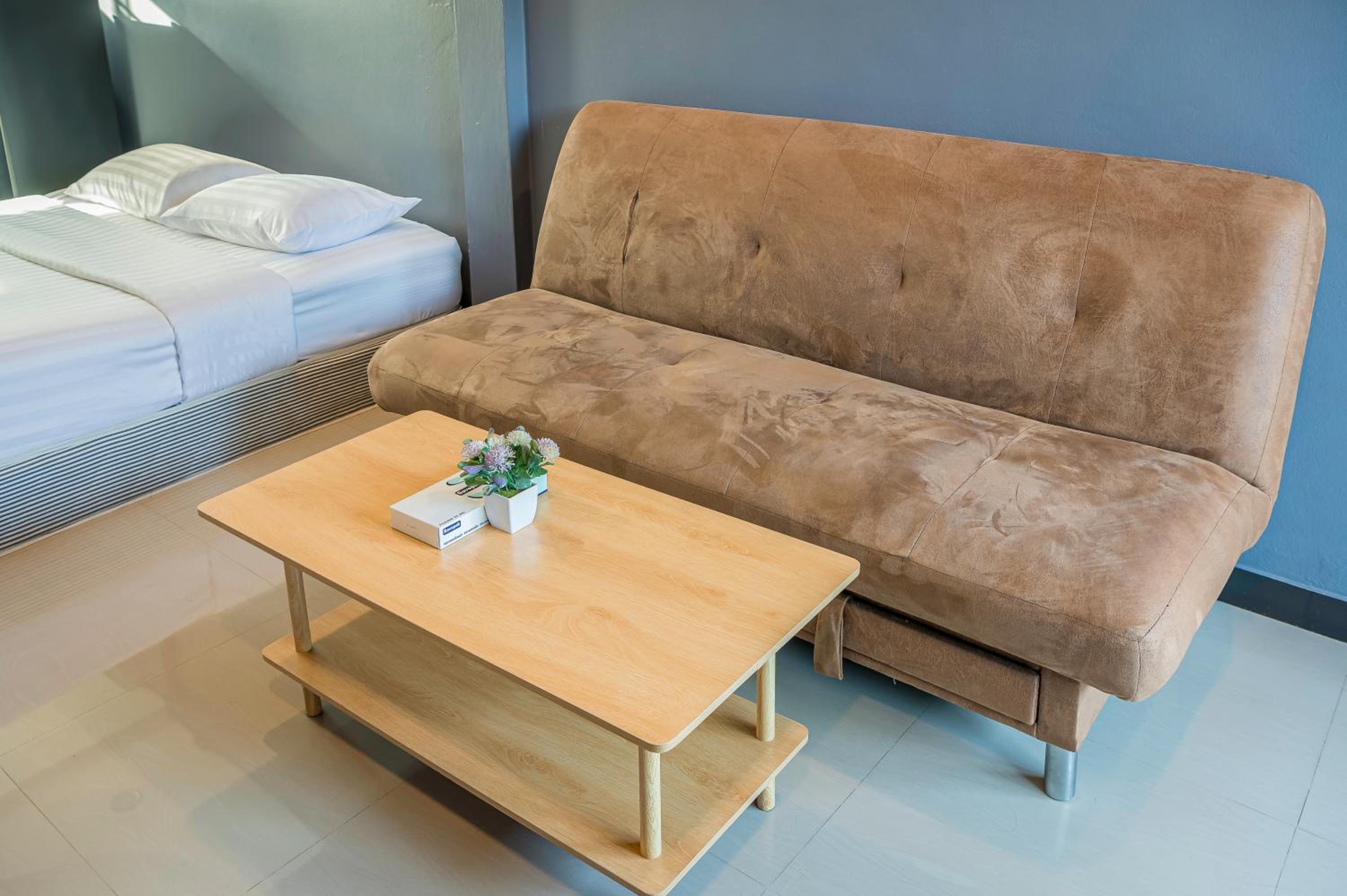 Family Room - Photo 8