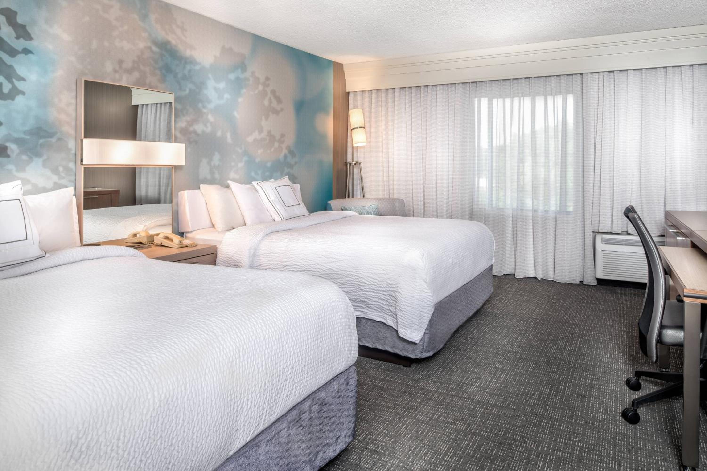 Queen Room with Two Queen Beds - Hearing Accessible - Photo 1
