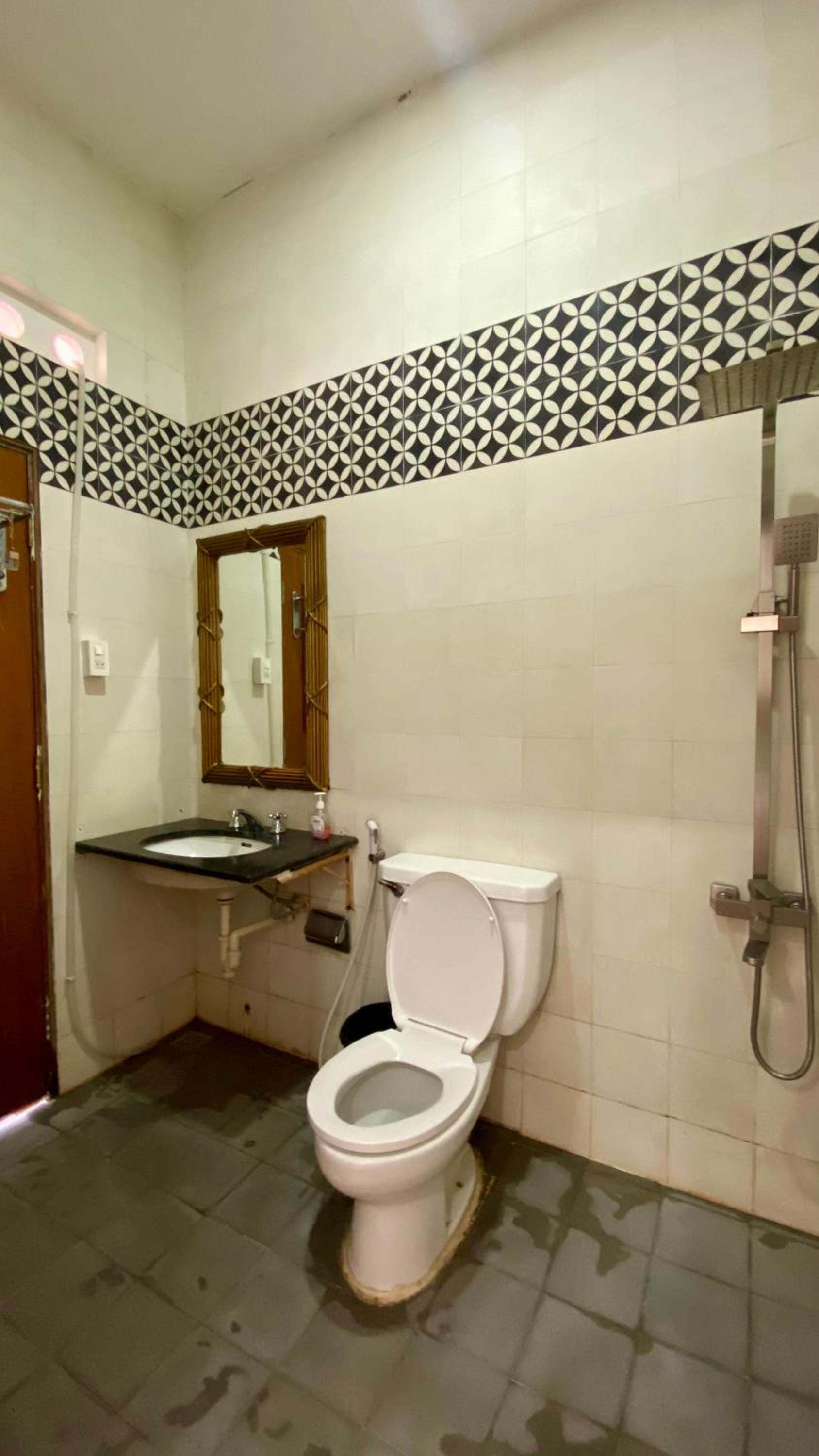 Standard King Room photo 2