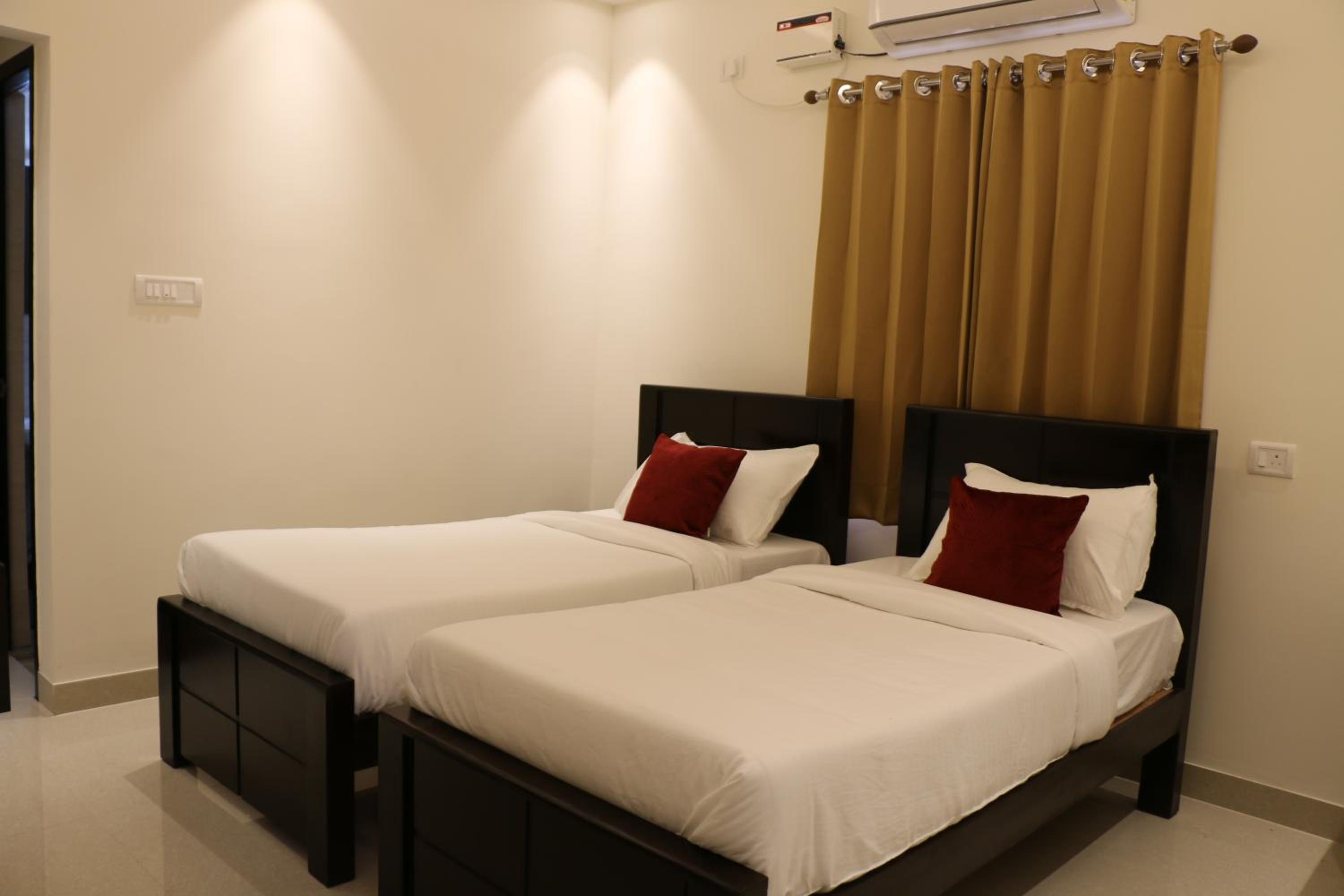 Standard Twin Room photo 3