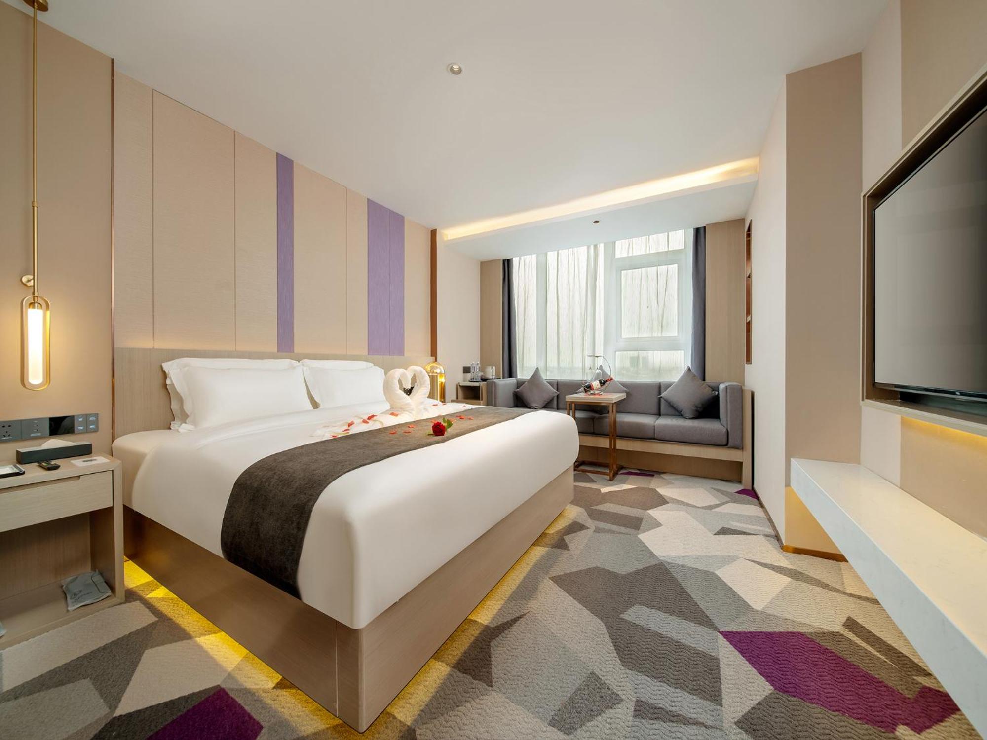 Deluxe Queen Room photo 2