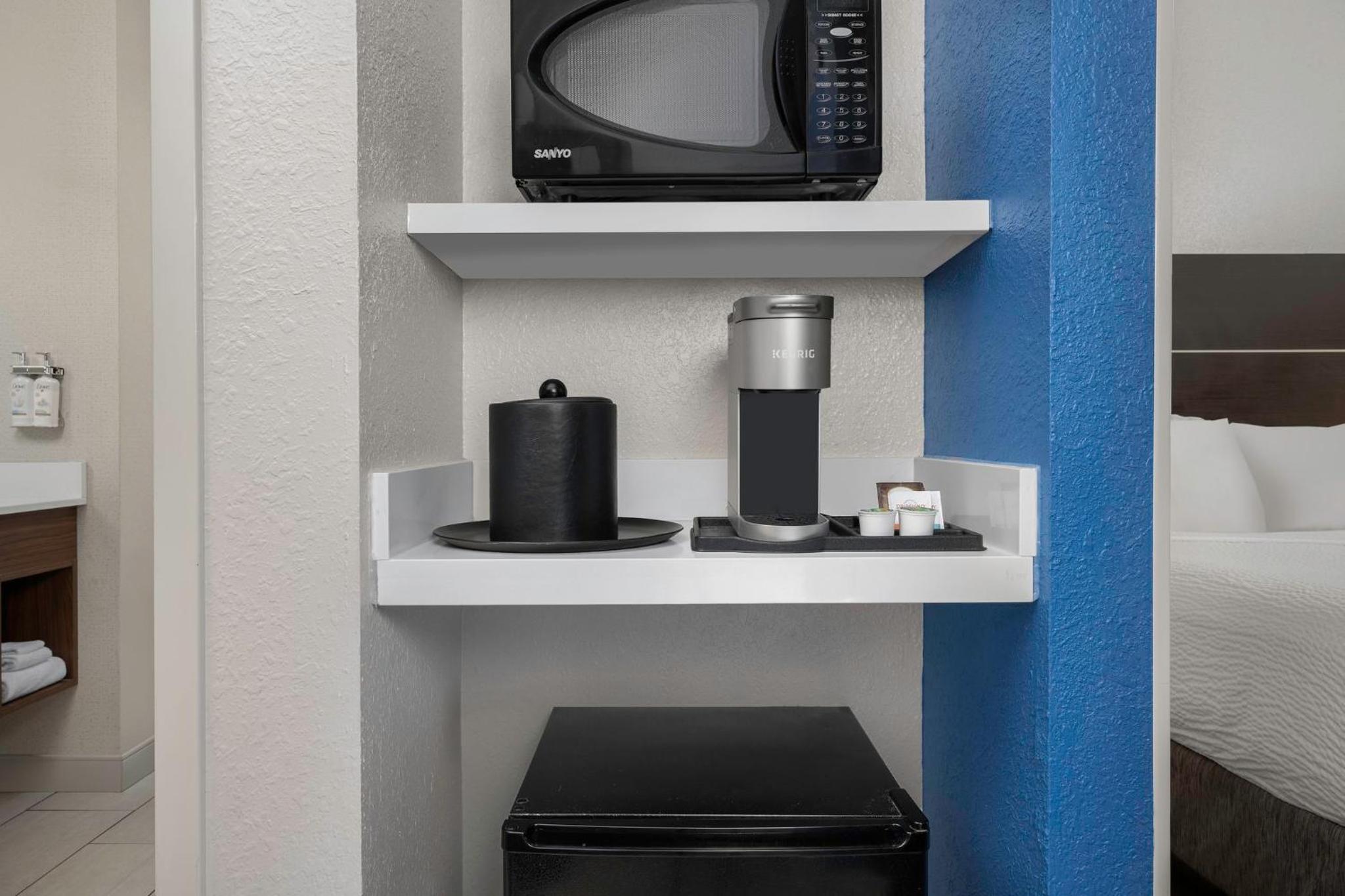 Standard Room - Photo 10