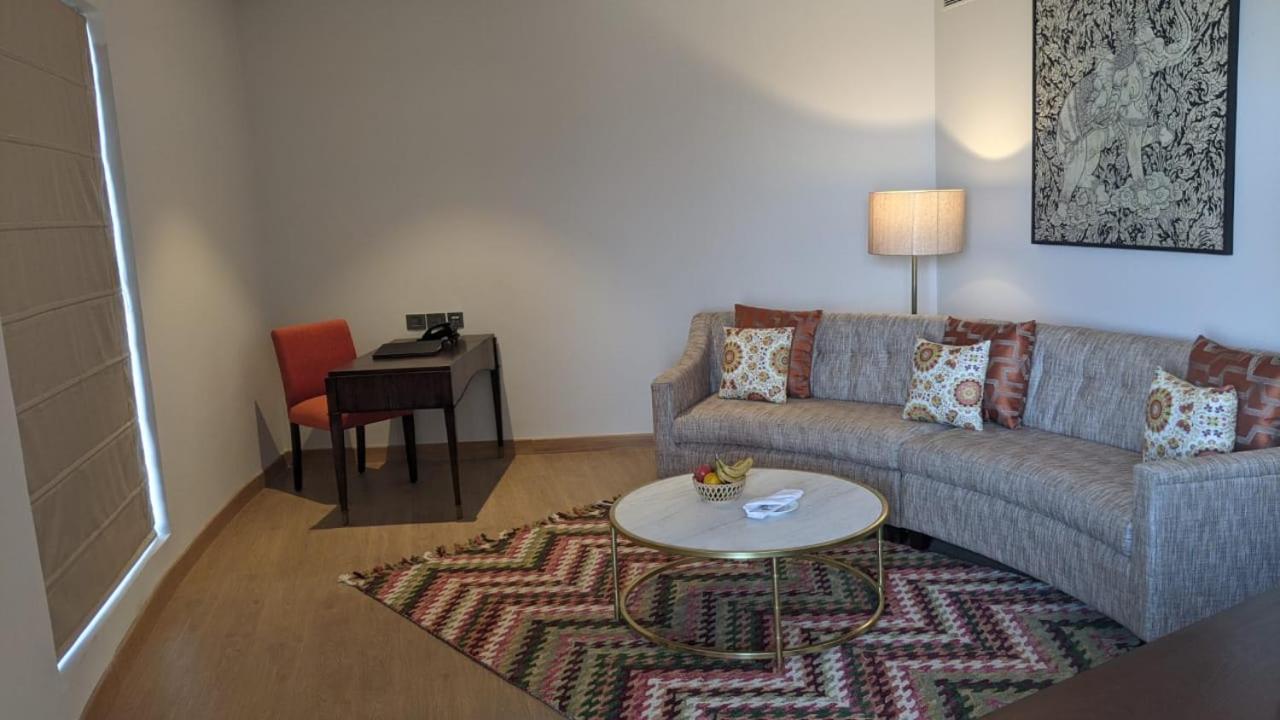 Alaya Suite – Mountain View photo