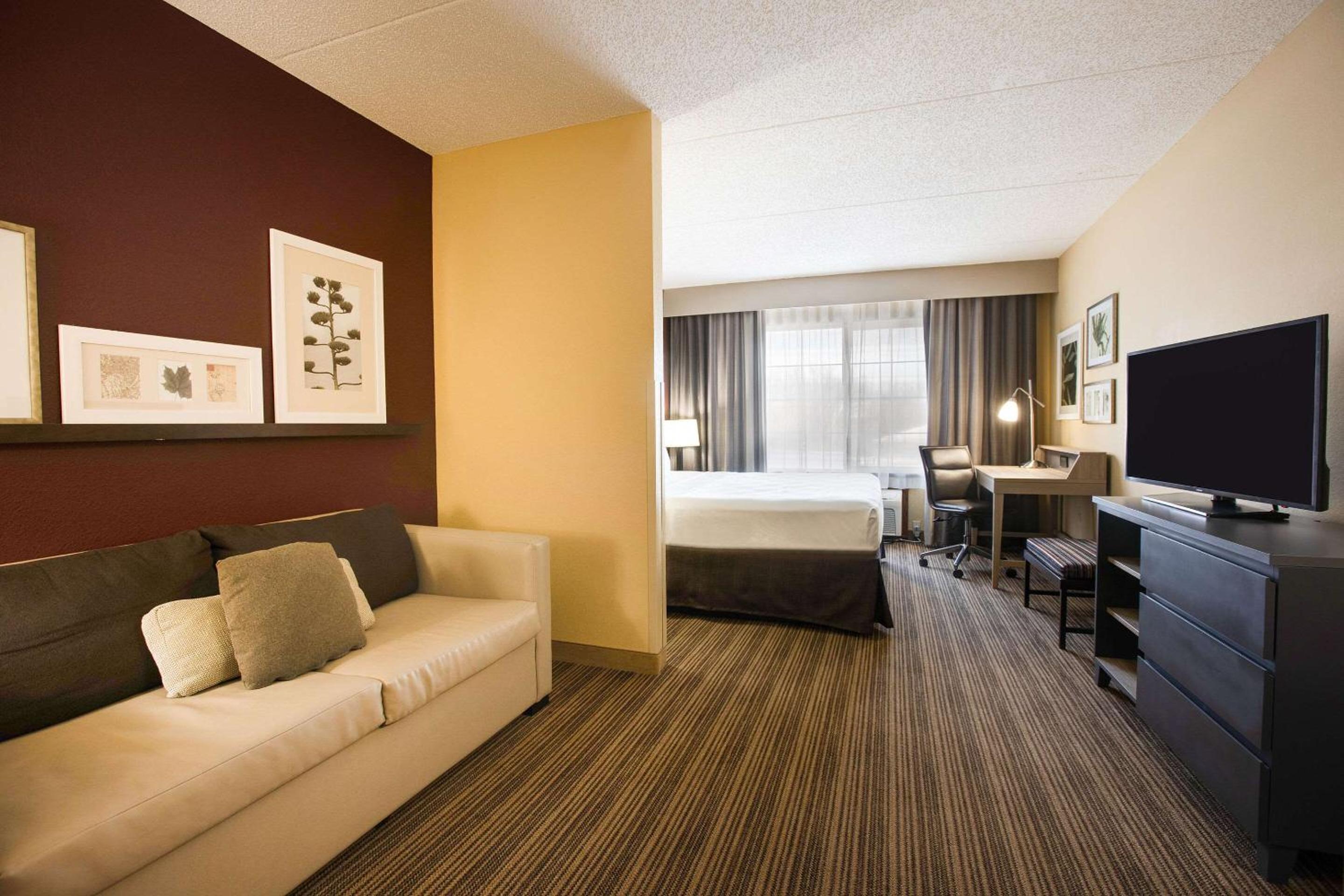 King Suite with Sofa Bed - Non Smoking