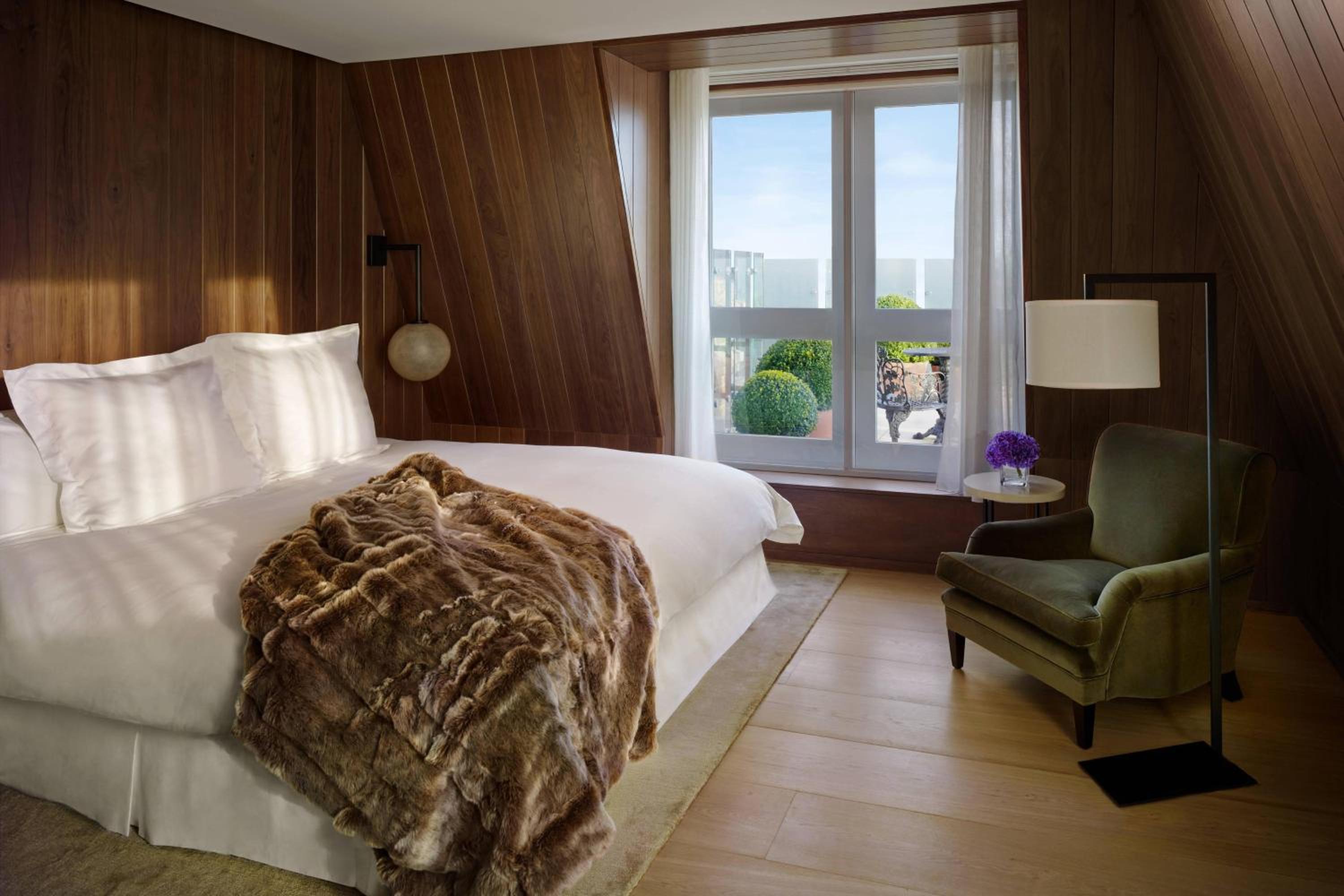 King Suite with Terrace