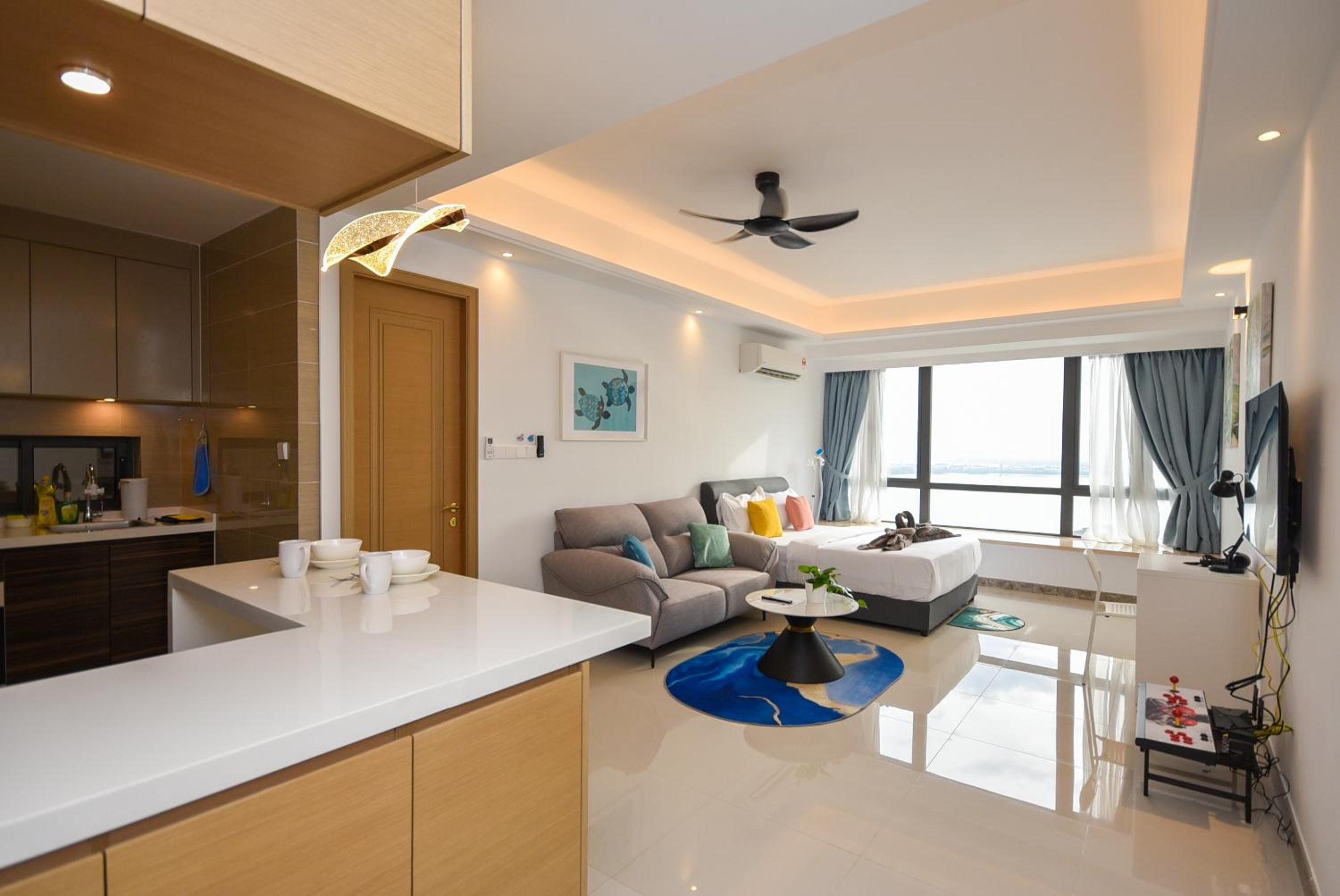 Studio Apartment with Sea View