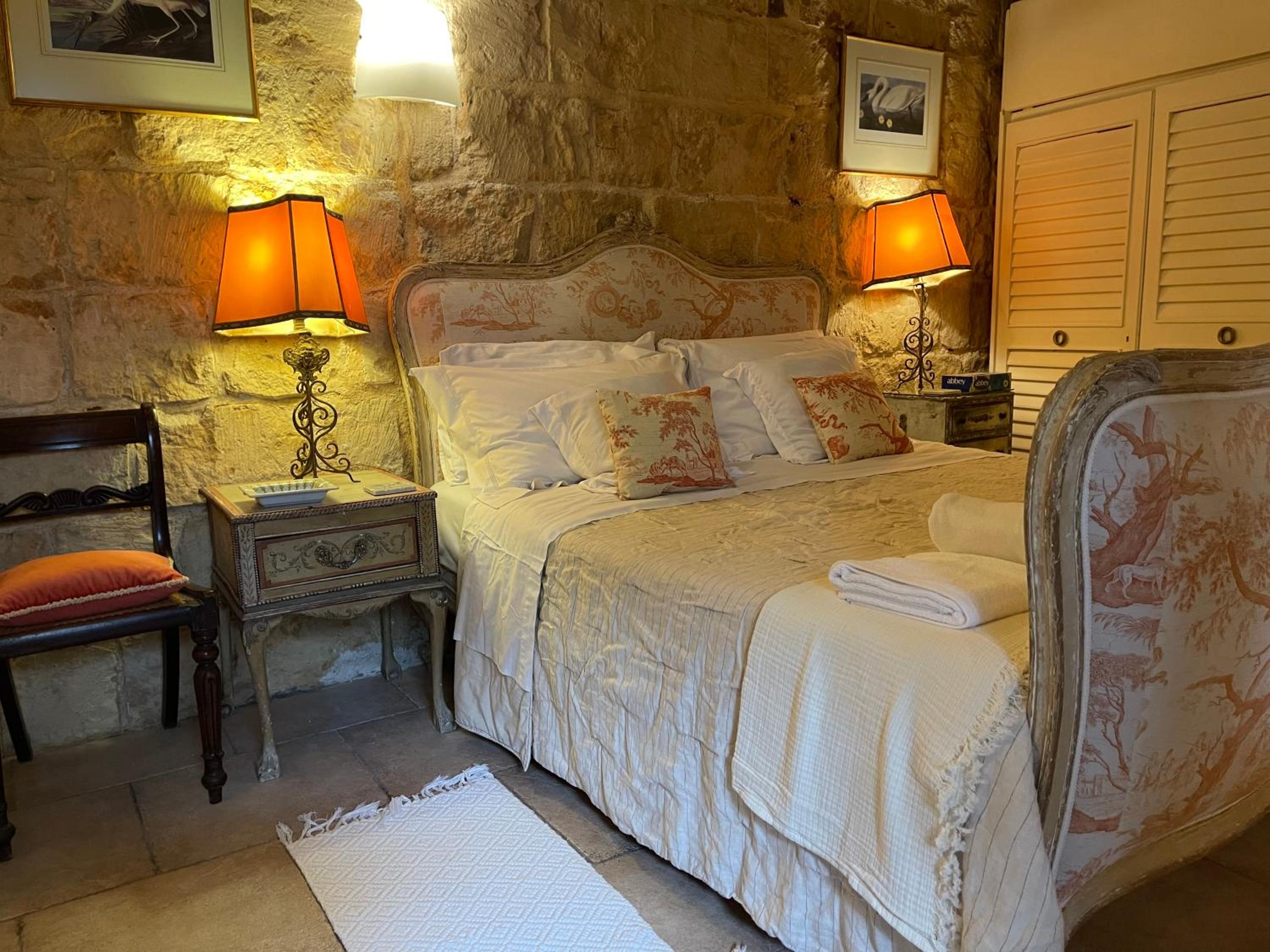 Double Room With Shared Bathroom photo 3